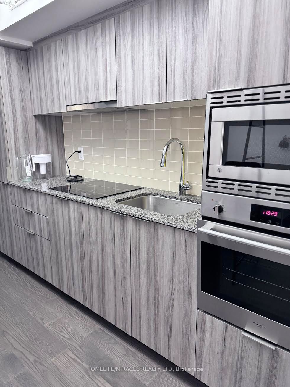 955 Bay Street 2809, Toronto, ON M5S 2A2 photo 5