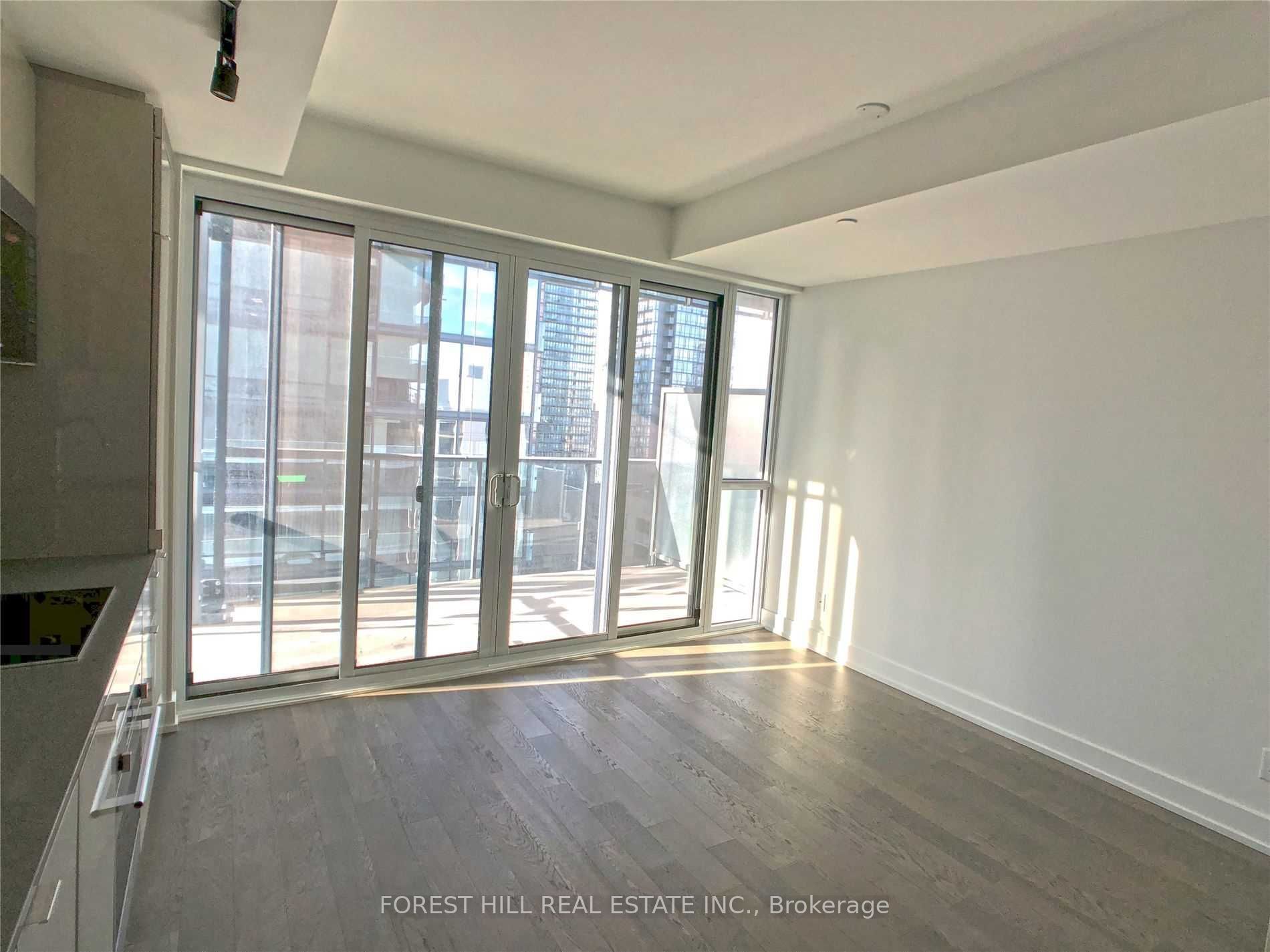 7 Grenville Street 5402, Toronto, ON M4Y 0E9