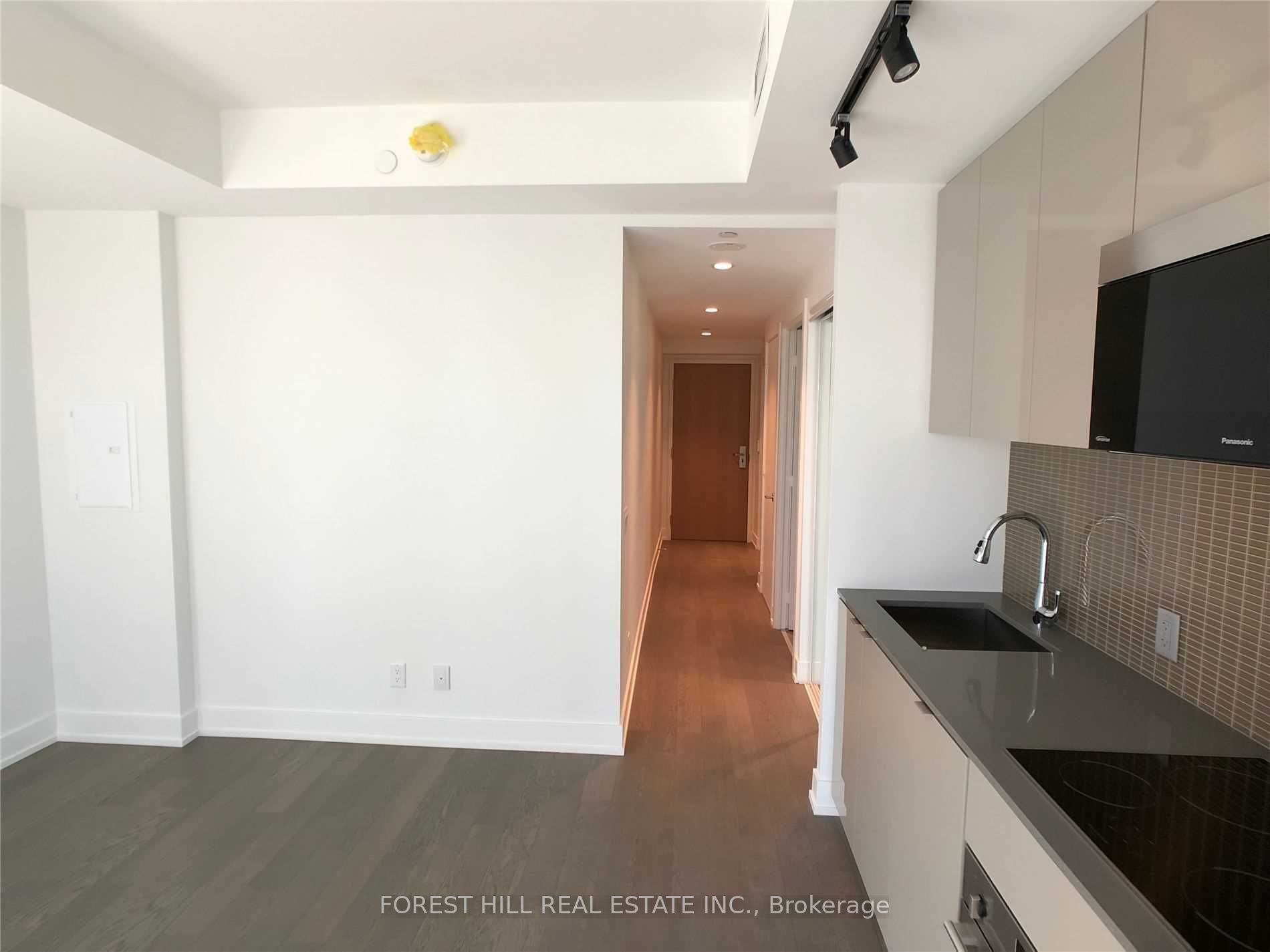 7 Grenville Street 5402, Toronto, ON M4Y 0E9 photo 4