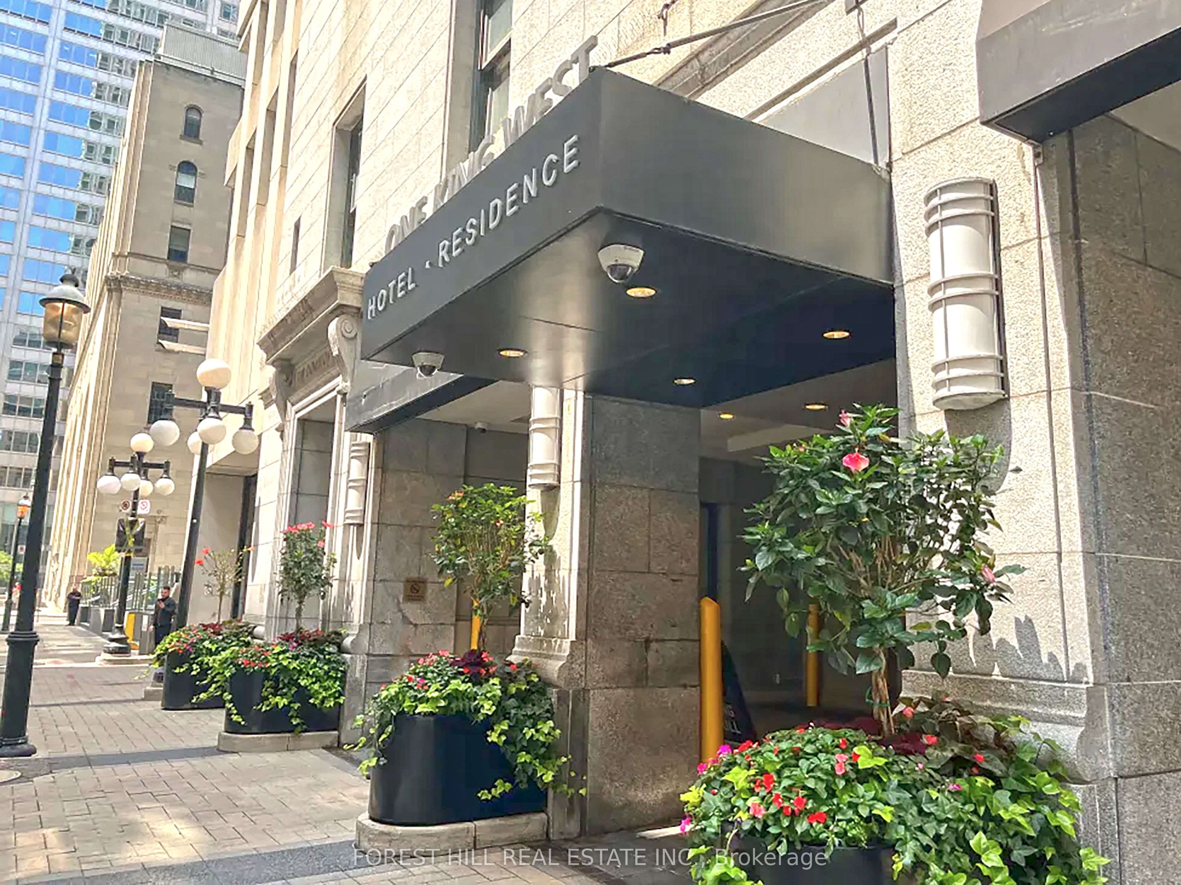 1 King Street W 3203, Toronto, ON M5H 1A1 photo 2