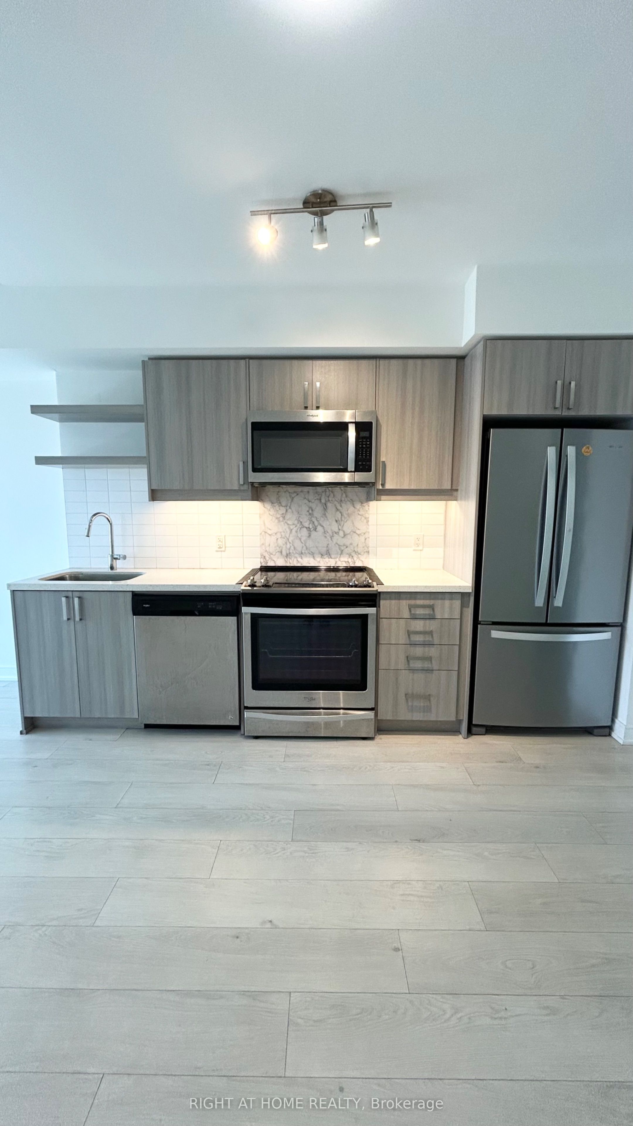 50 Wellesley Street E 1906, Toronto, ON M4Y 0C8 photo 5