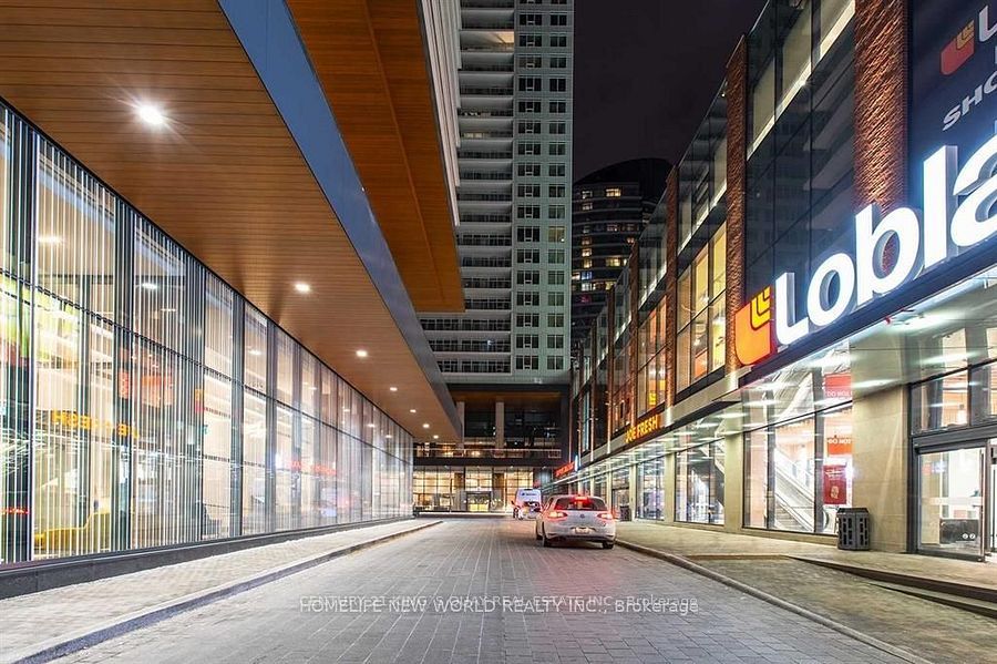 17 bathurst Street 2903, Toronto, ON M6A 2E1 photo 3
