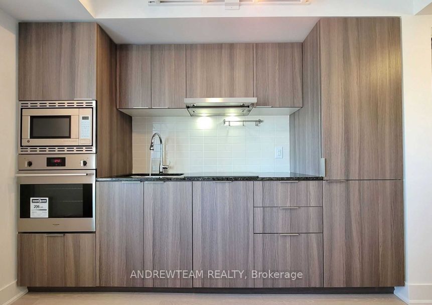 955 Bay Street 2506, Toronto, ON M5S 2A2 photo 4