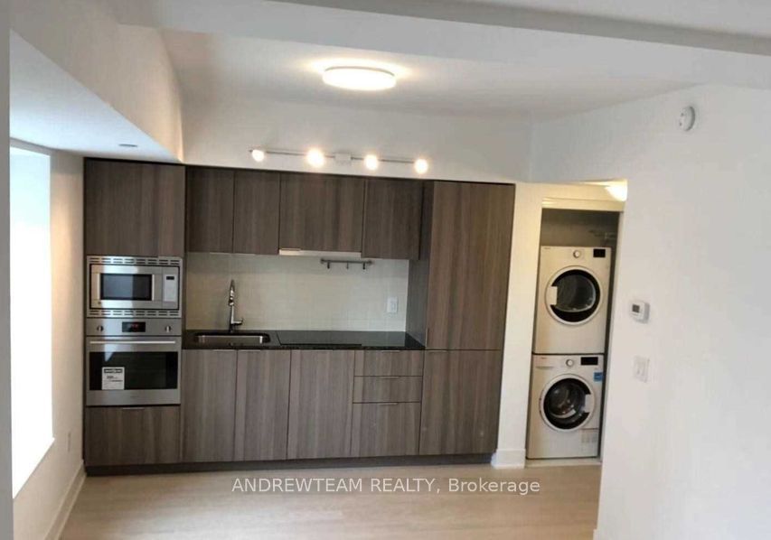 955 Bay Street 2506, Toronto, ON M5S 2A2 photo 5