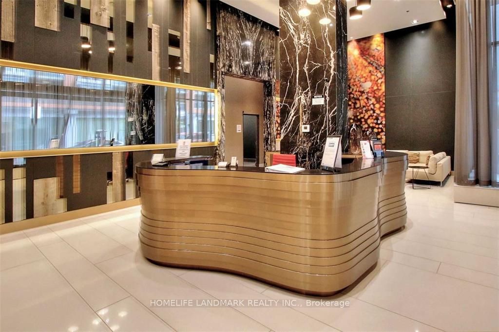 30 Nelson Street 1209, Toronto, ON M5V 0H5 photo 2