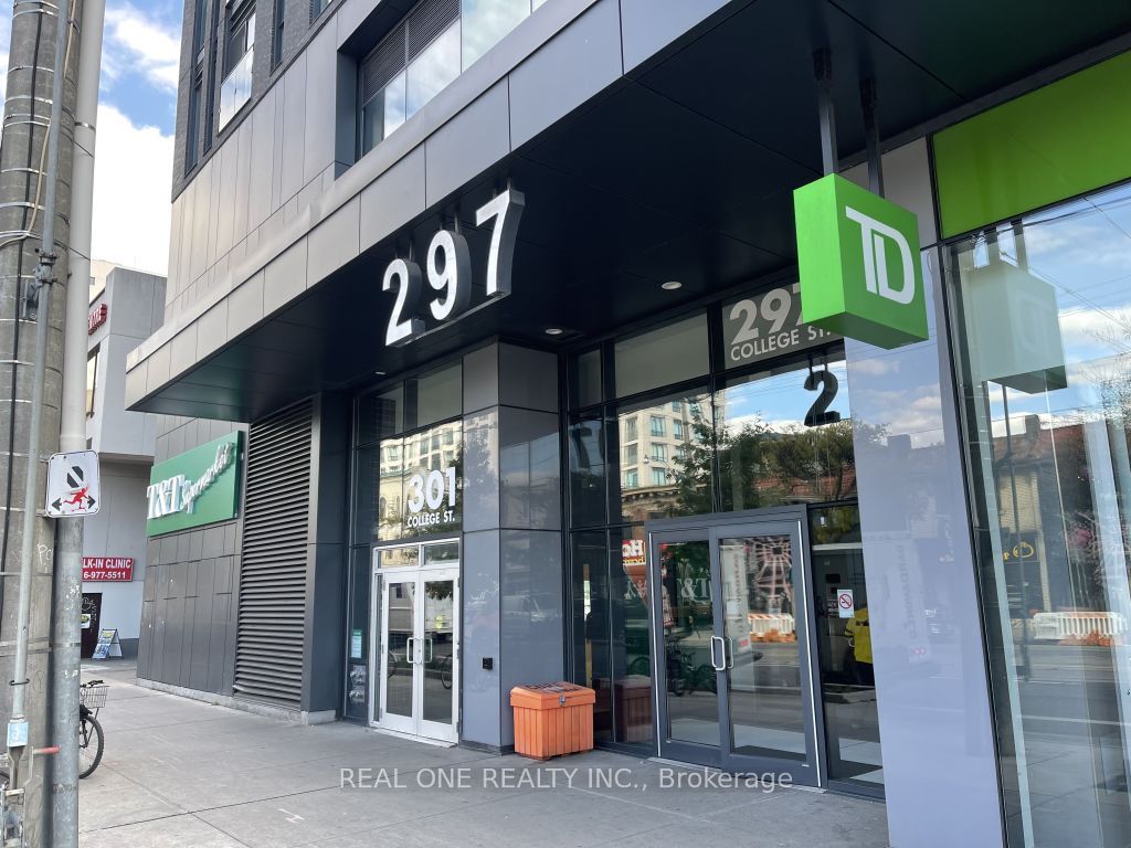 297 College Street 710, Toronto, ON M5T 0C2 photo 2