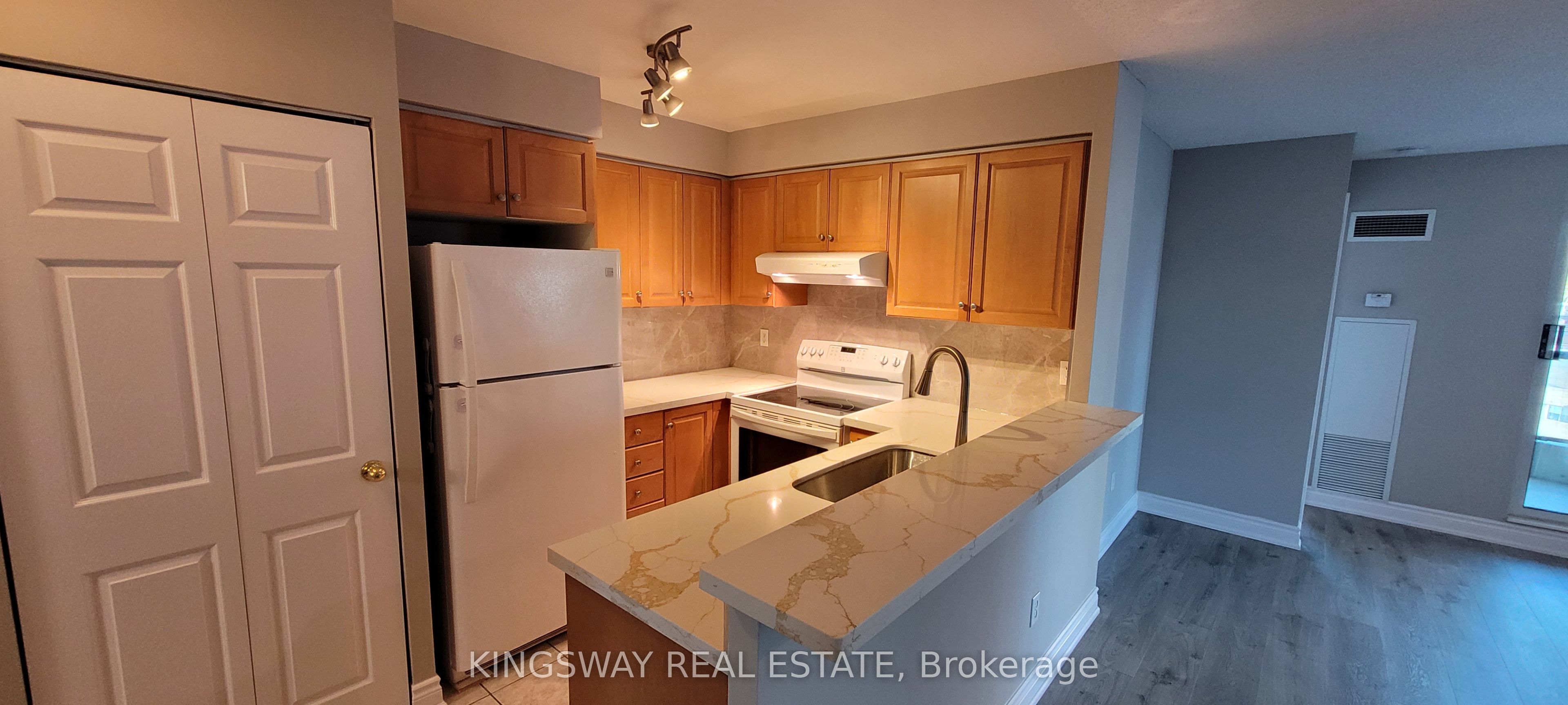 7 Lorraine Avenue 812, Toronto, ON M2N 7H2 photo 5