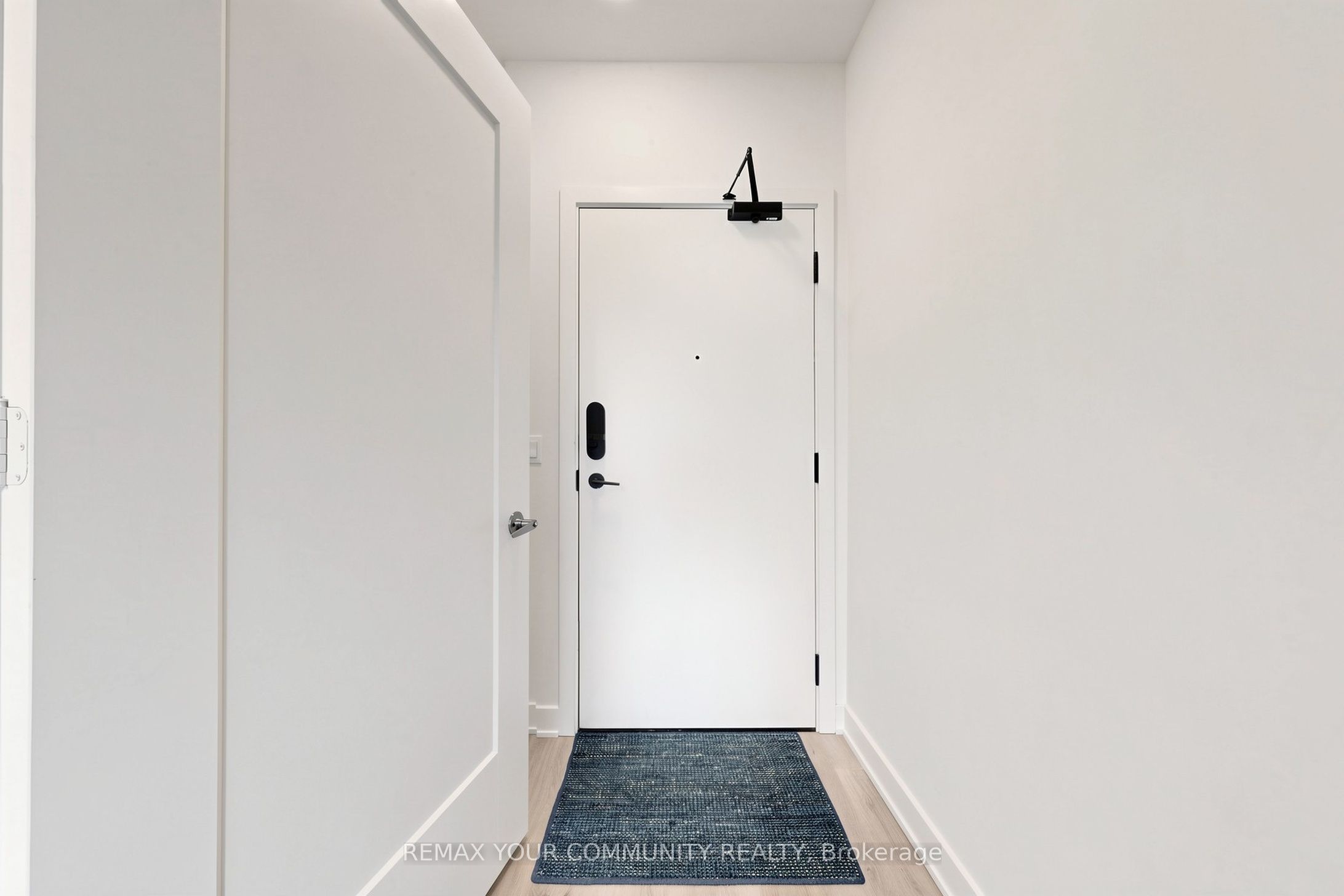 70 Princess Street 2404, Toronto, ON M5A 0X6 photo 5