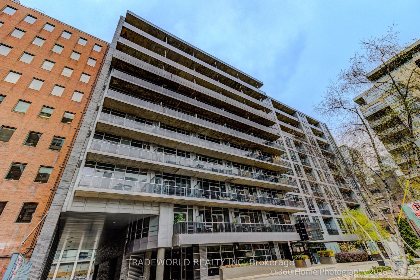 399 Adelaide Street W 603, Toronto, ON M5V 1S4 photo 2