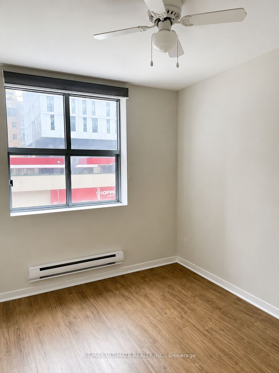 126 Dundas East Street E 204, Toronto, ON M5B 1E2 photo 2