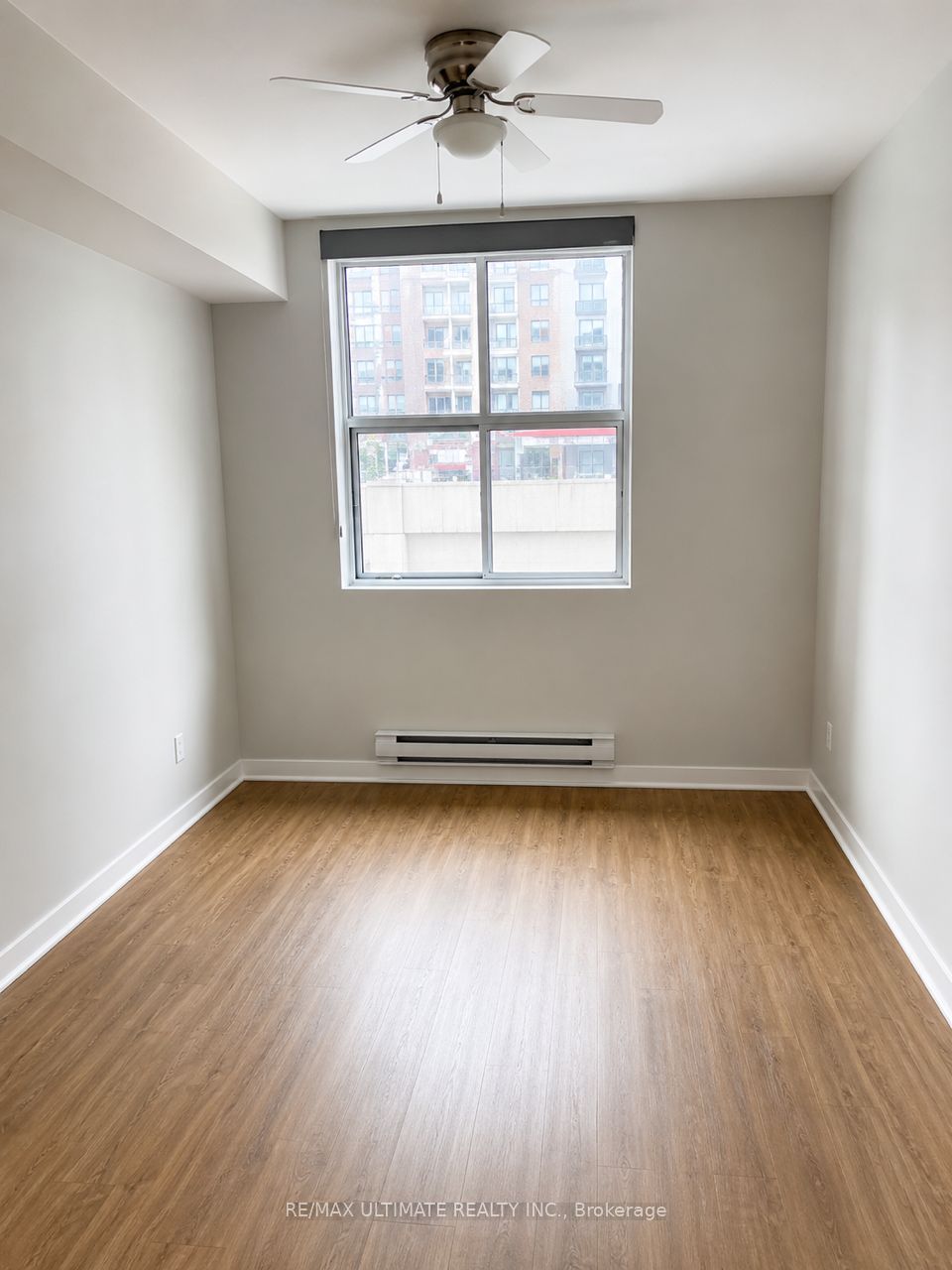 126 Dundas East Street E 204, Toronto, ON M5B 1E2 photo 4