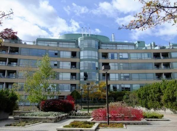 77 Avenue Road 401, Toronto, ON M5R 3R8