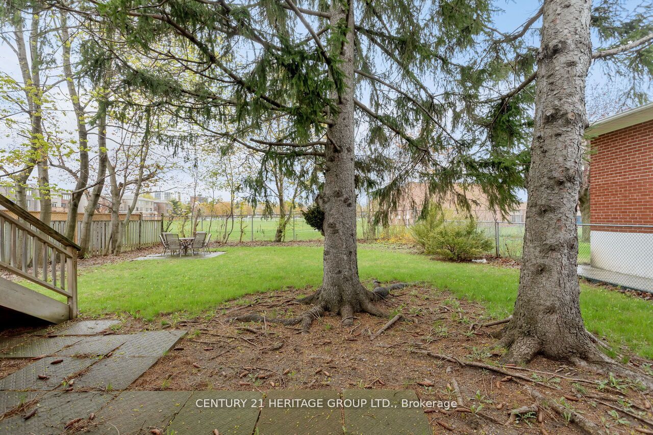46 Marathon Crescent, Toronto, ON M2R 2L7 photo 5