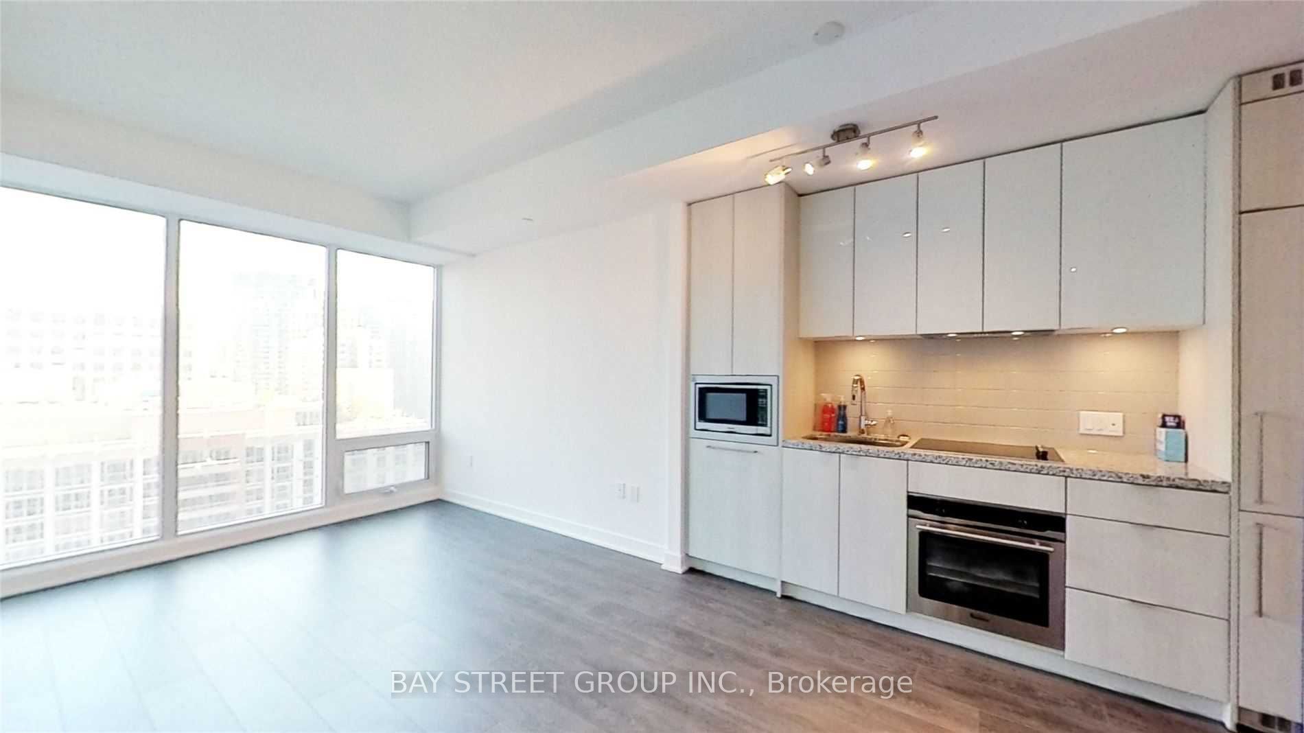 125 Blue Jays Way 1601, Toronto, ON M5V 0N5 photo 3