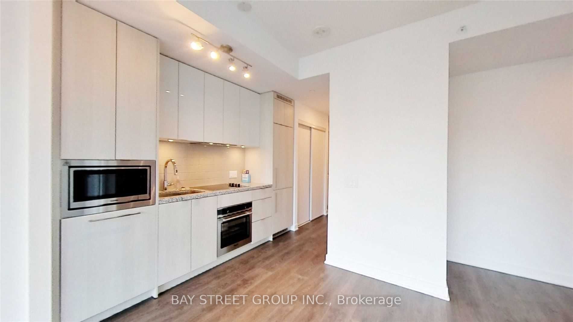 125 Blue Jays Way 1601, Toronto, ON M5V 0N5 photo 5