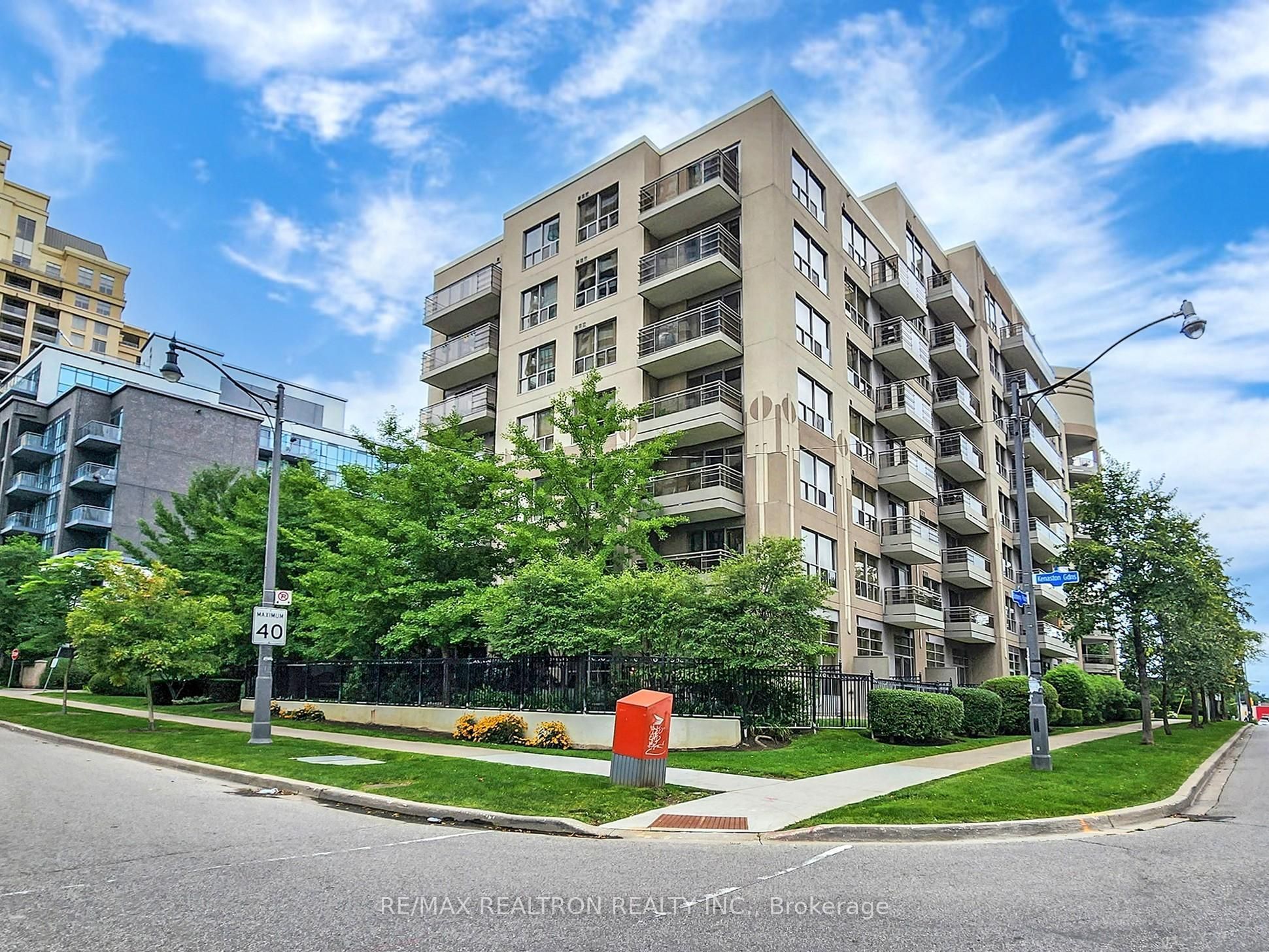 19 Barberry Place 416, Toronto, ON M2K 3E3