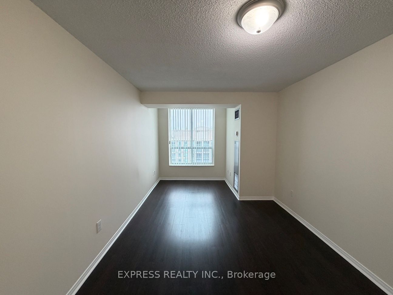 29 Pemberton Avenue LPH06, Toronto, ON M2M 4L5 photo 4