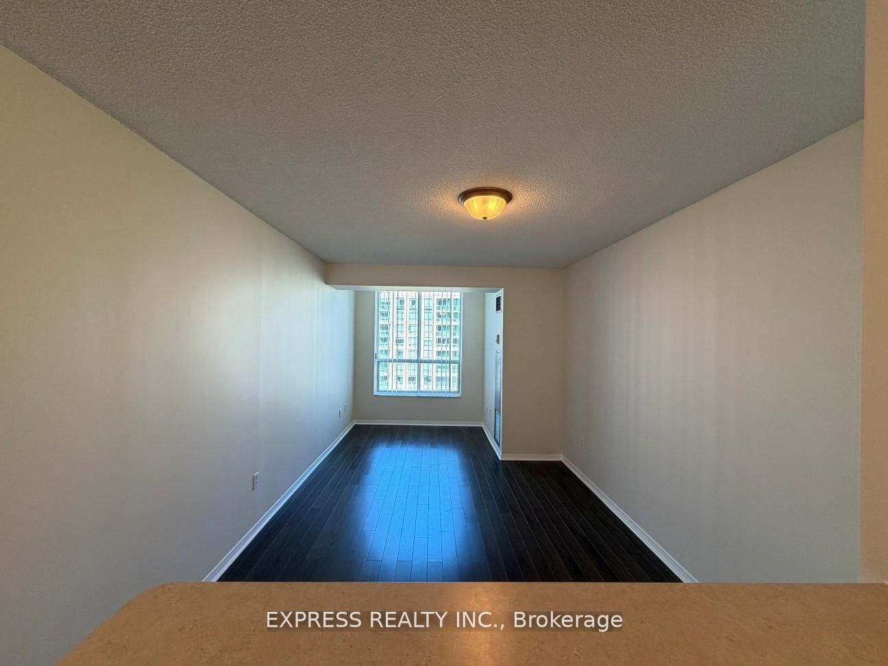 29 Pemberton Avenue 1106, Toronto, ON M2M 4L5 photo 3