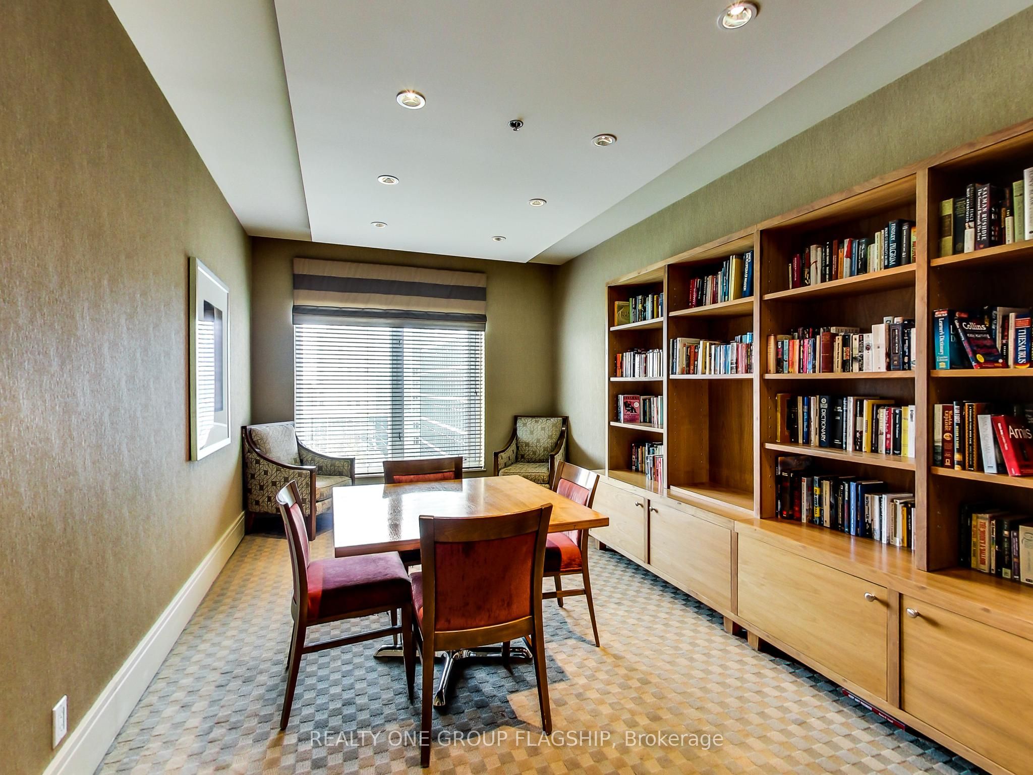 8 Park Road 2013, Toronto, ON M4W 3S5 photo 5