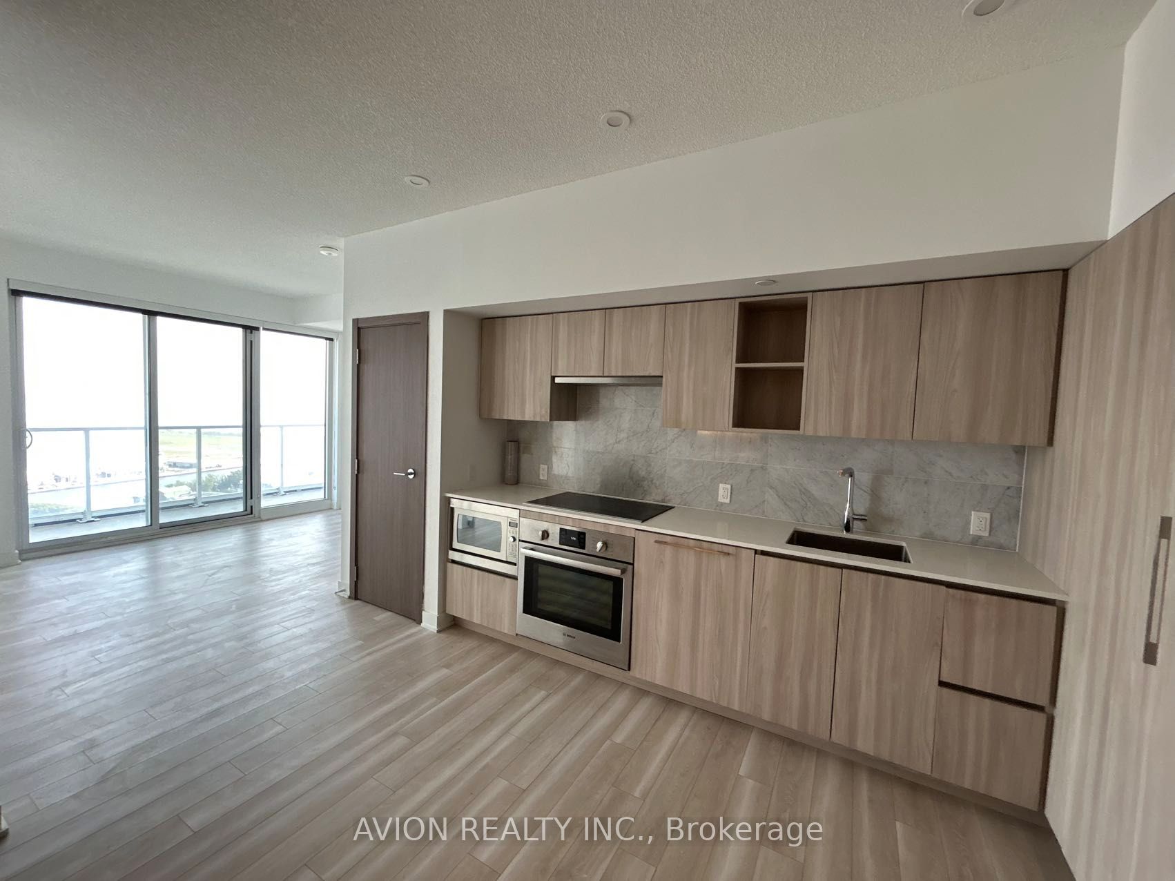 17 Bathurst Street 3516, Toronto, ON M5V 0N1 photo 5