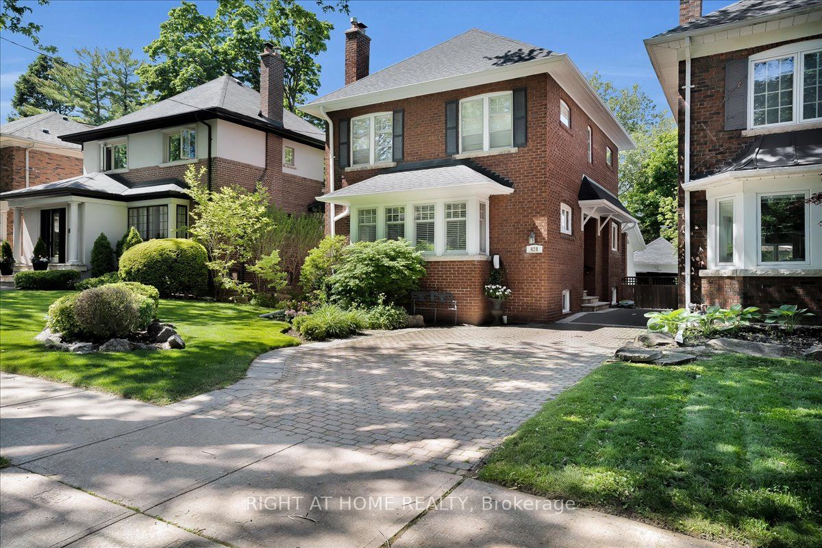 428 Briar Hill Avenue, Toronto, ON M5N 1M7