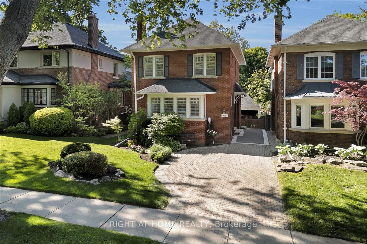 428 Briar Hill Avenue, Toronto, ON M5N 1M7 photo 3