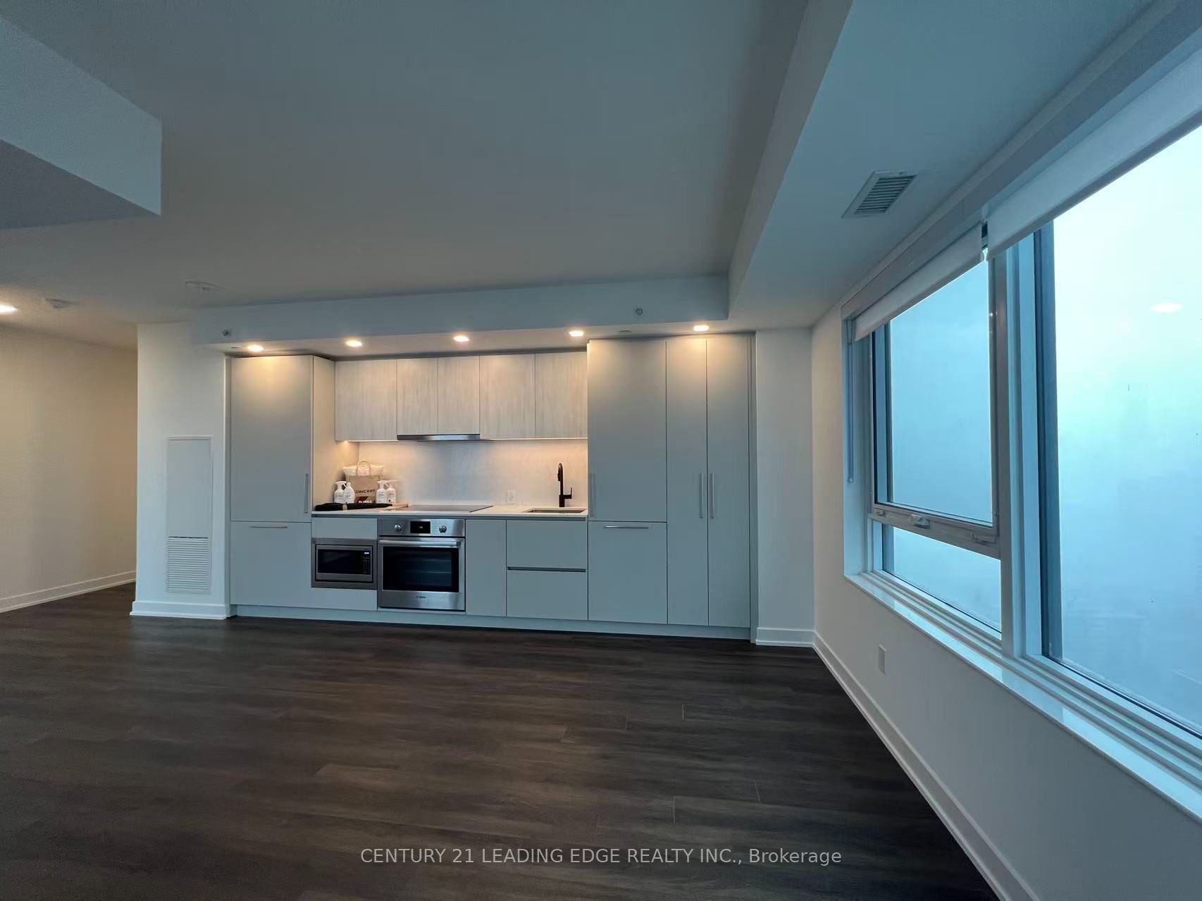 609 Sherbourne Street 3604, Toronto, ON M4X 0A4 photo 5