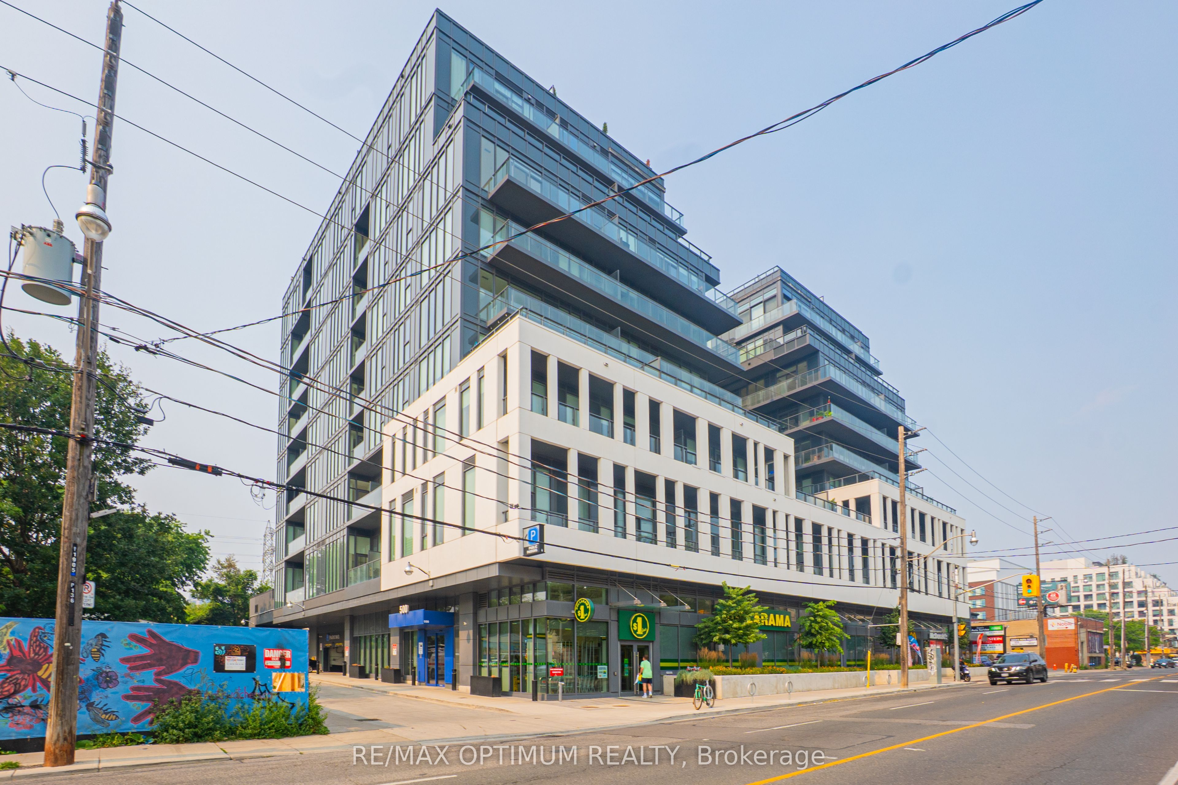 500 Dupont Street 512, Toronto, ON M6G 0B8
