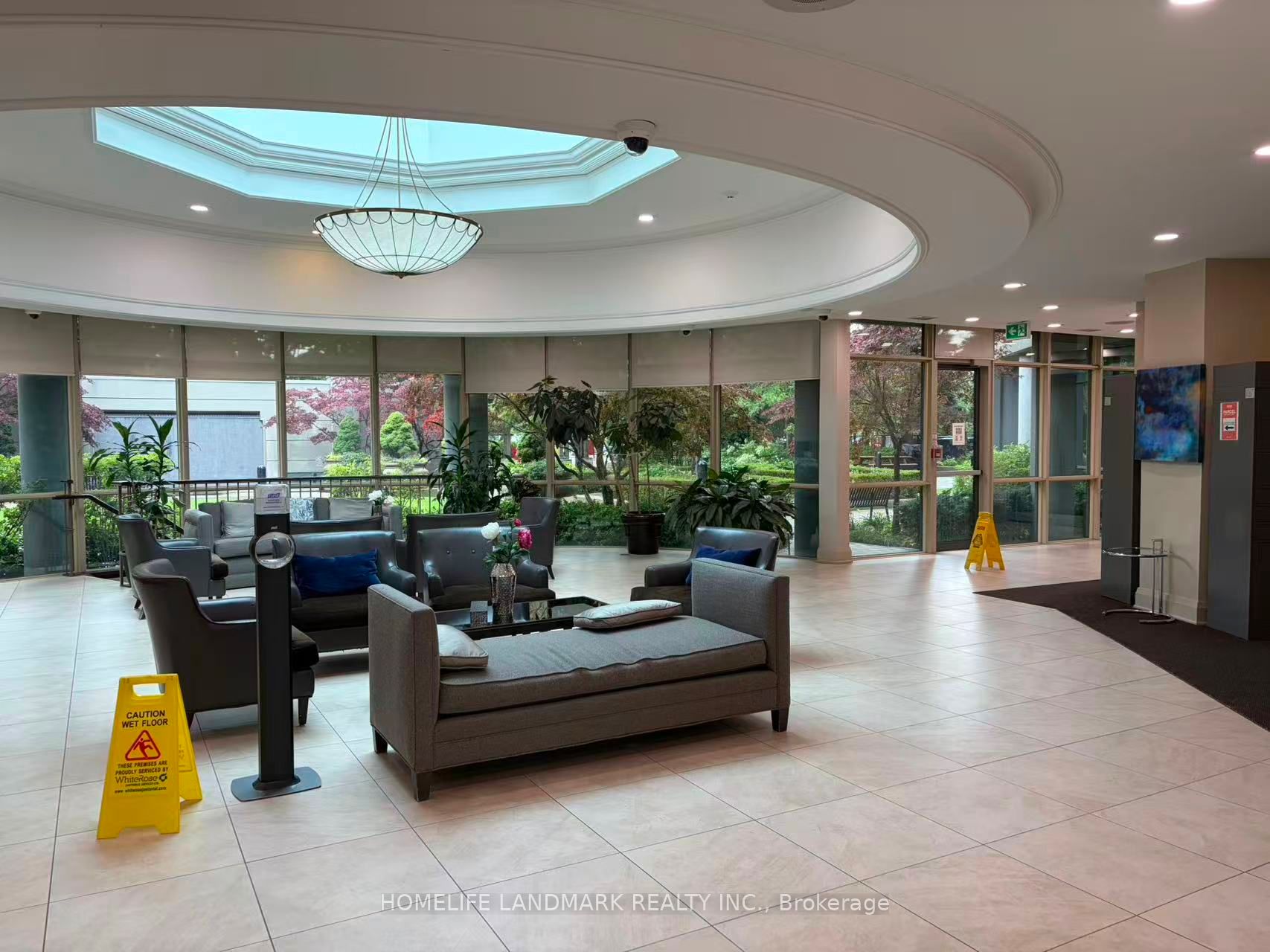 28 E Harrison Garden Boulevard E 1001, Toronto, ON M2N 7B5 photo 4