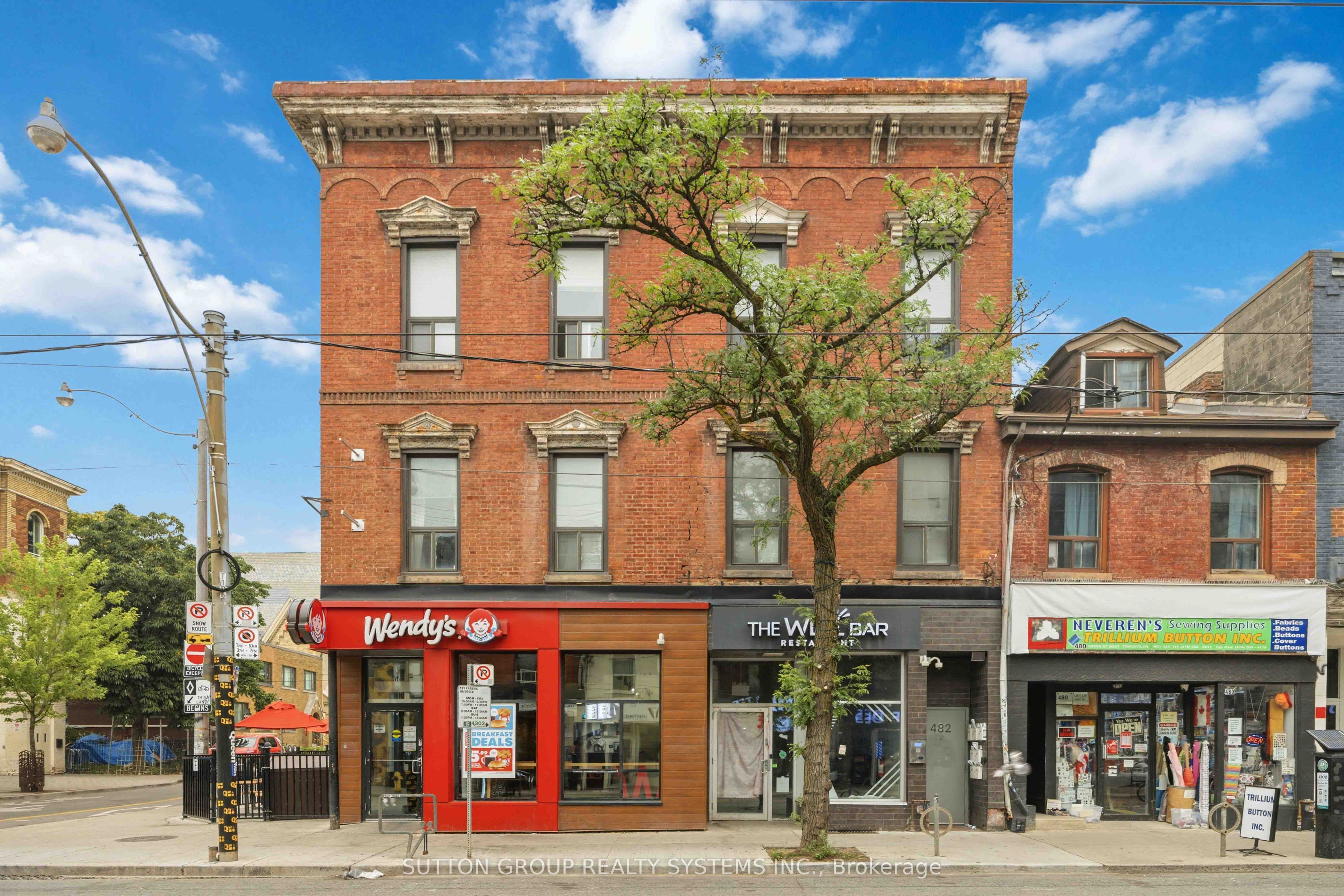 482 Queen Street W 303, Toronto, ON M5V 2B2 photo 2