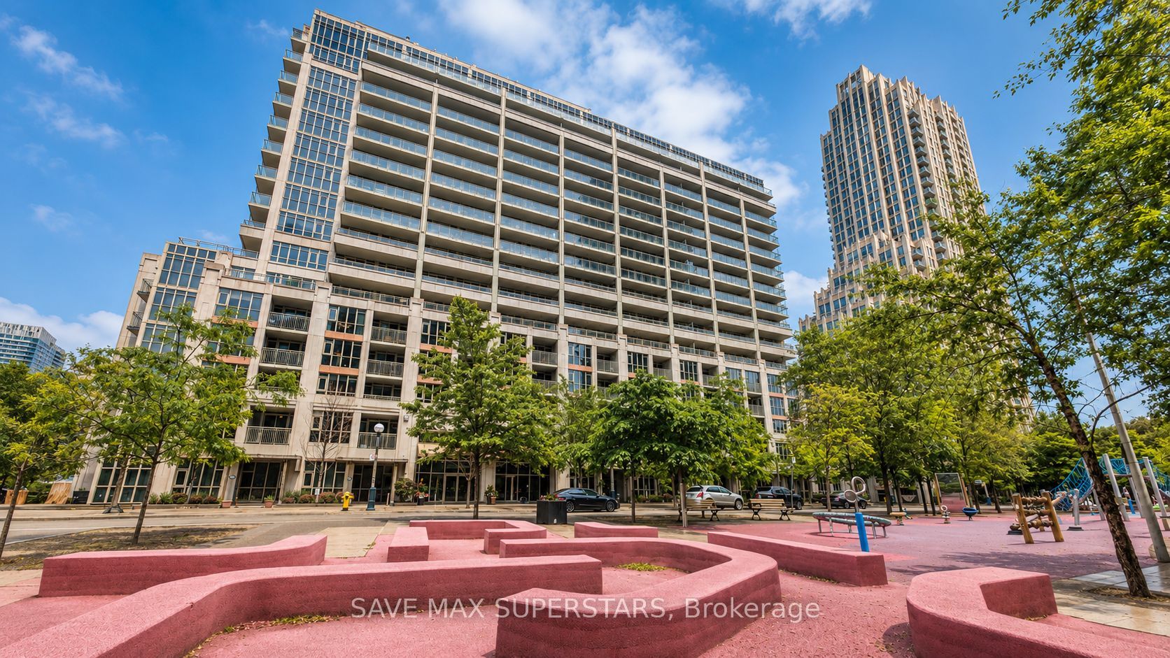 35 Bastion Street 714, Toronto, ON M5V 0C2