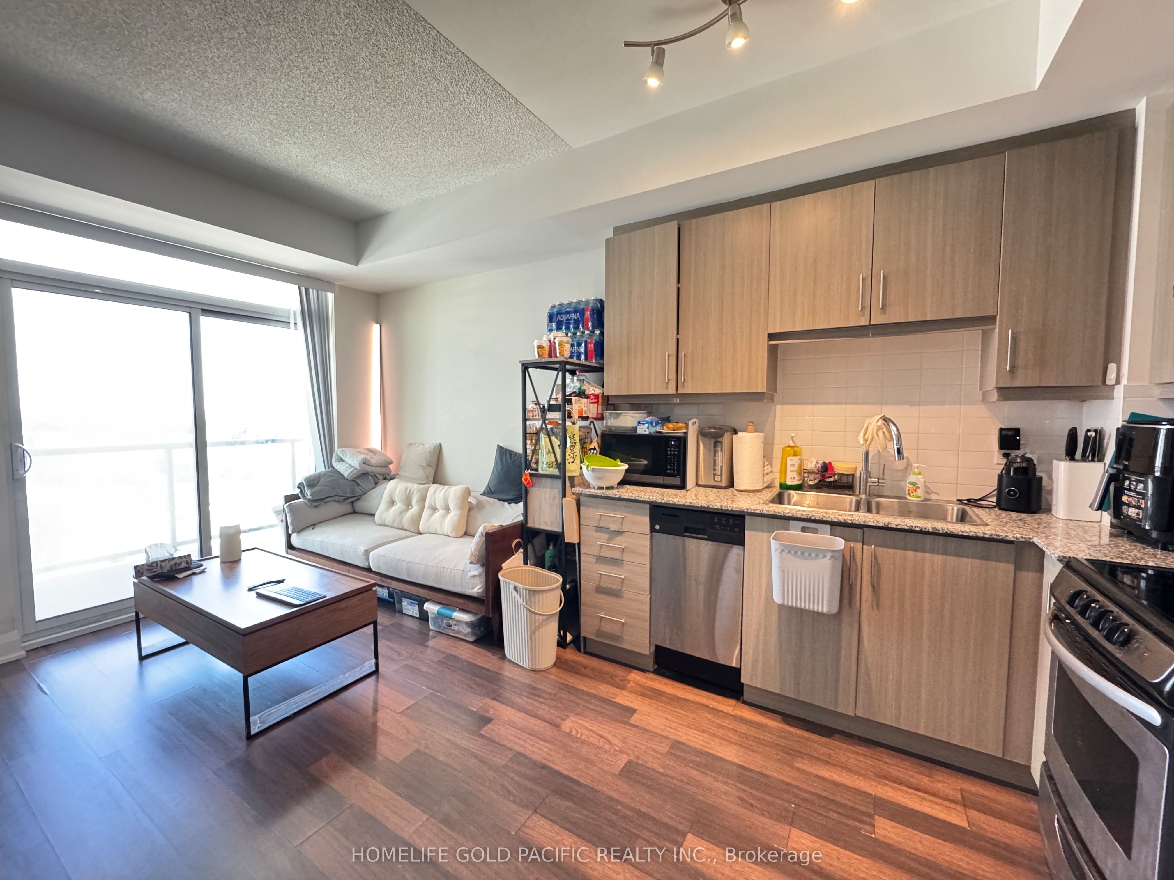 68 Canterbury Place 1115, Toronto, ON M2N 0H8 photo 2