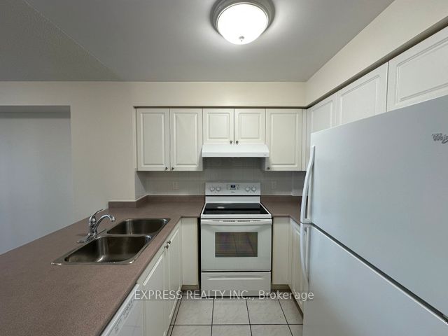 8 Hillcrest Avenue 905, Toronto, ON M2N 6Y6