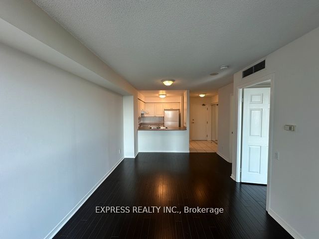 8 Hillcrest Avenue 1005, Toronto, ON M2N 6Y6 photo 2