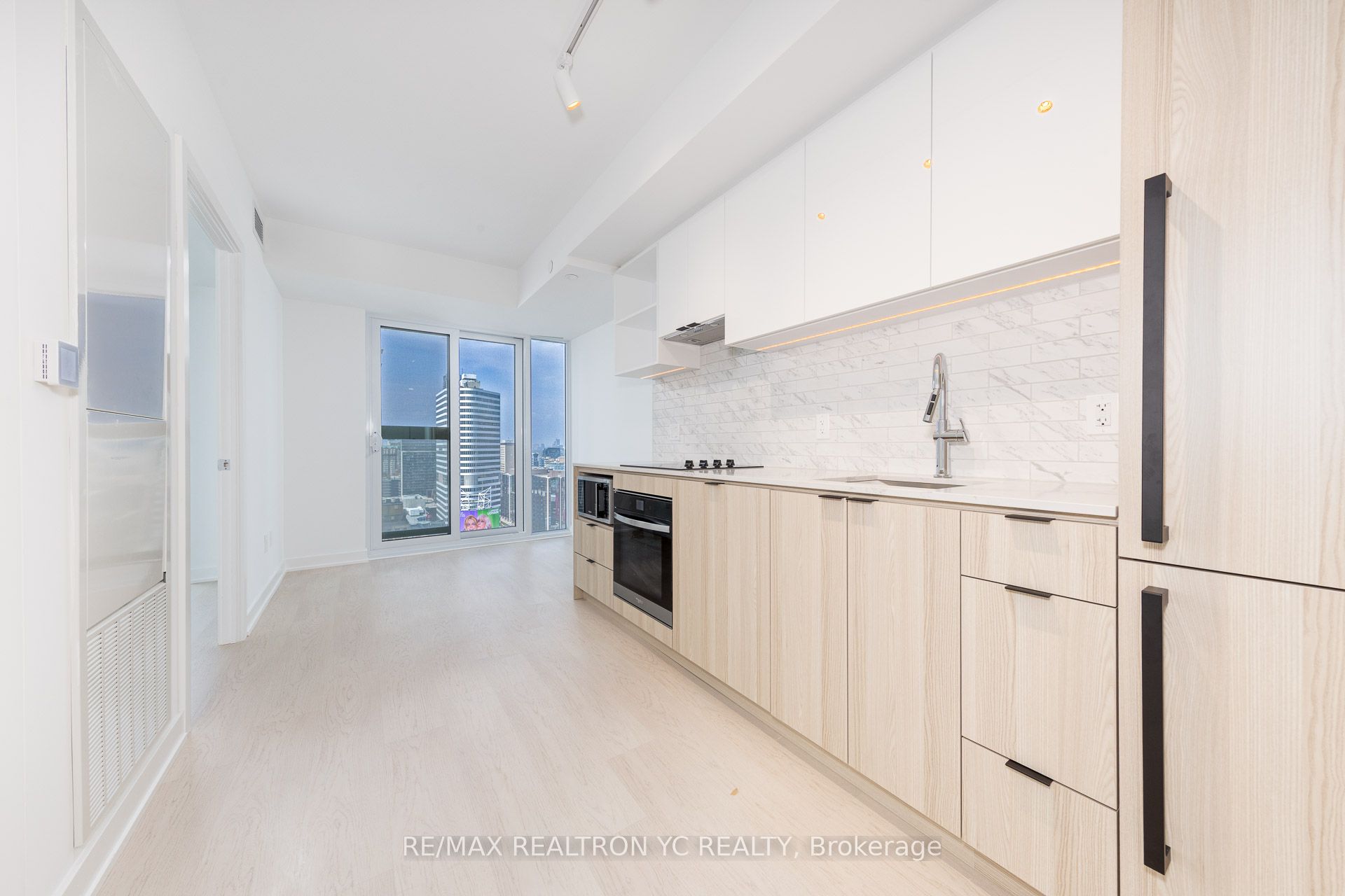 252 Church Street 3001, Toronto, ON M5B 0E6 photo 5