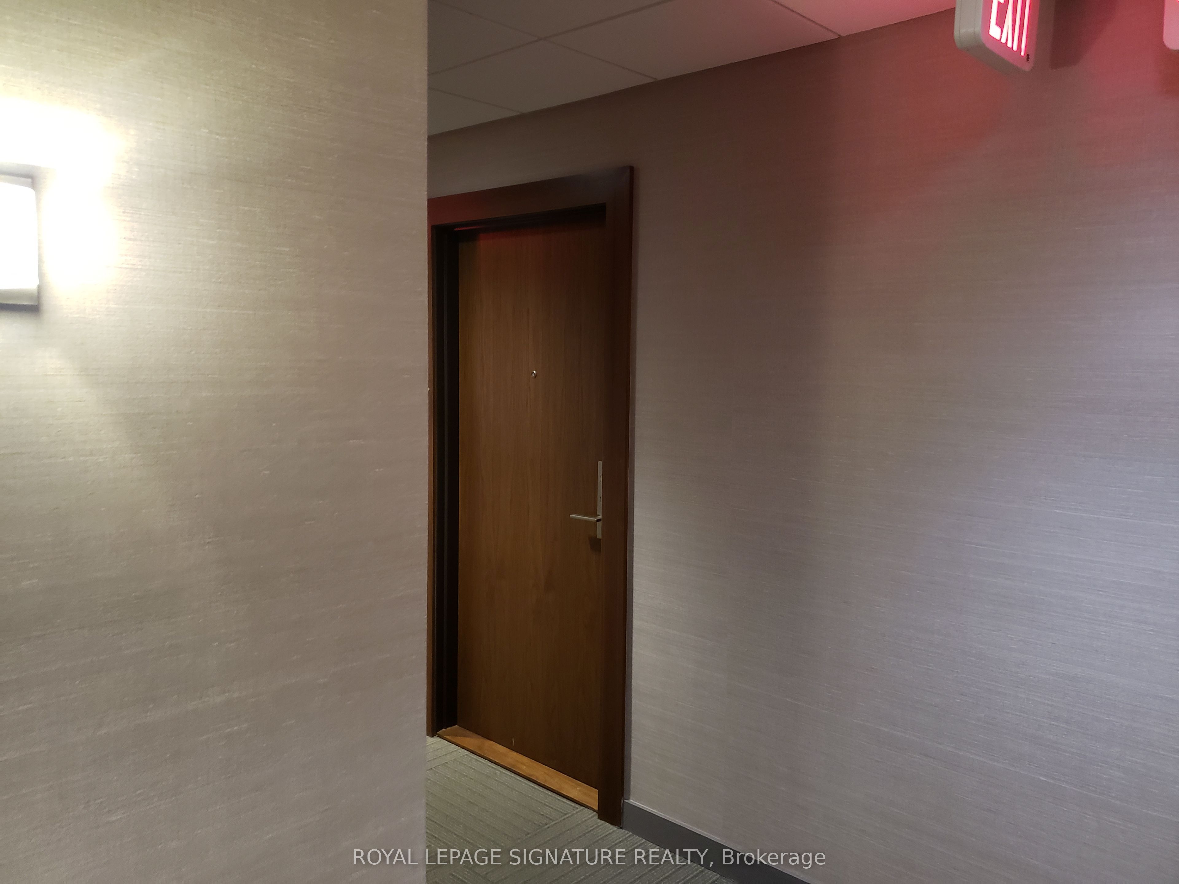 8 Mercer Street 1504, Toronto, ON M5V 0C4 photo 2