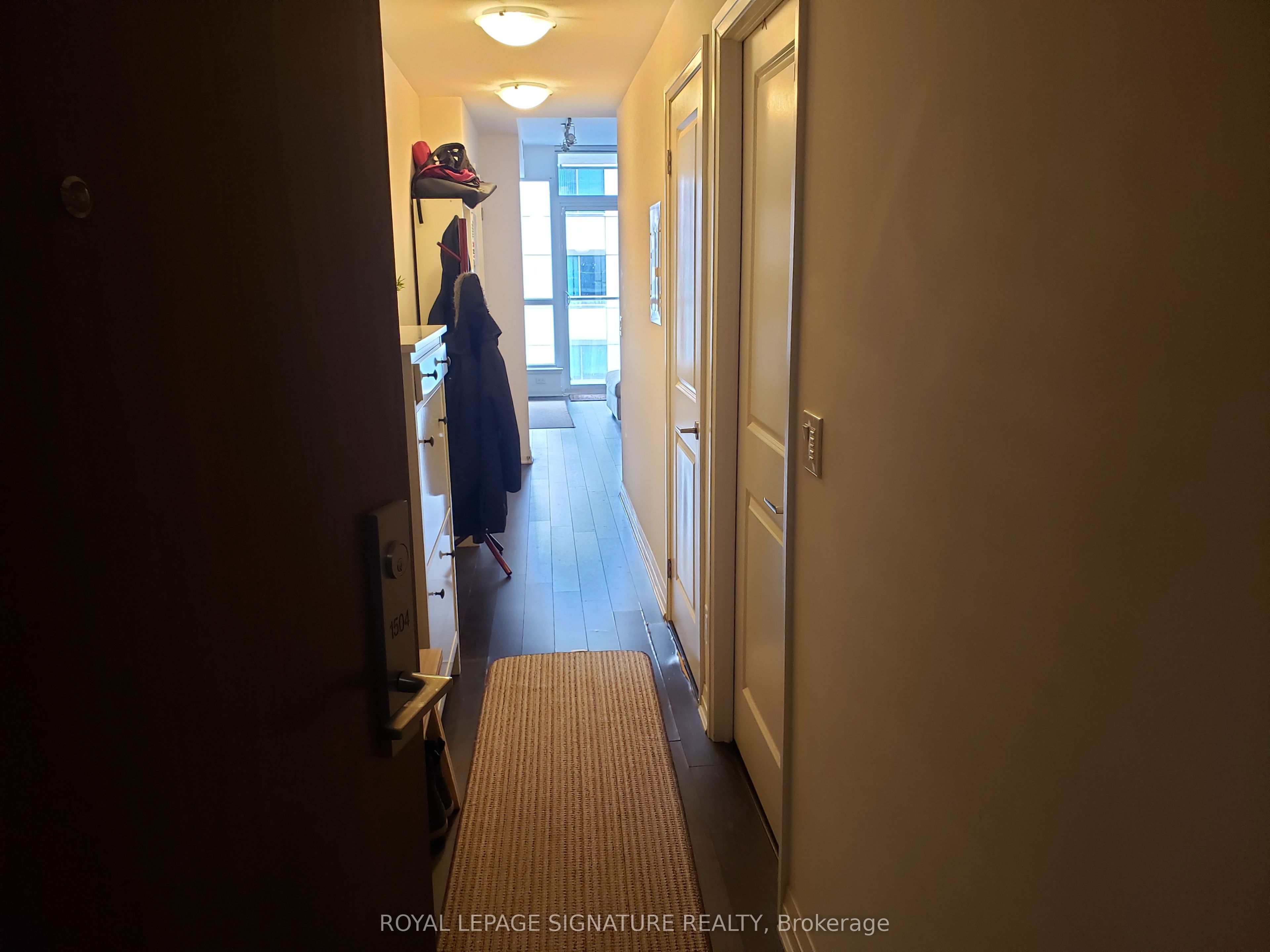 8 Mercer Street 1504, Toronto, ON M5V 0C4 photo 3