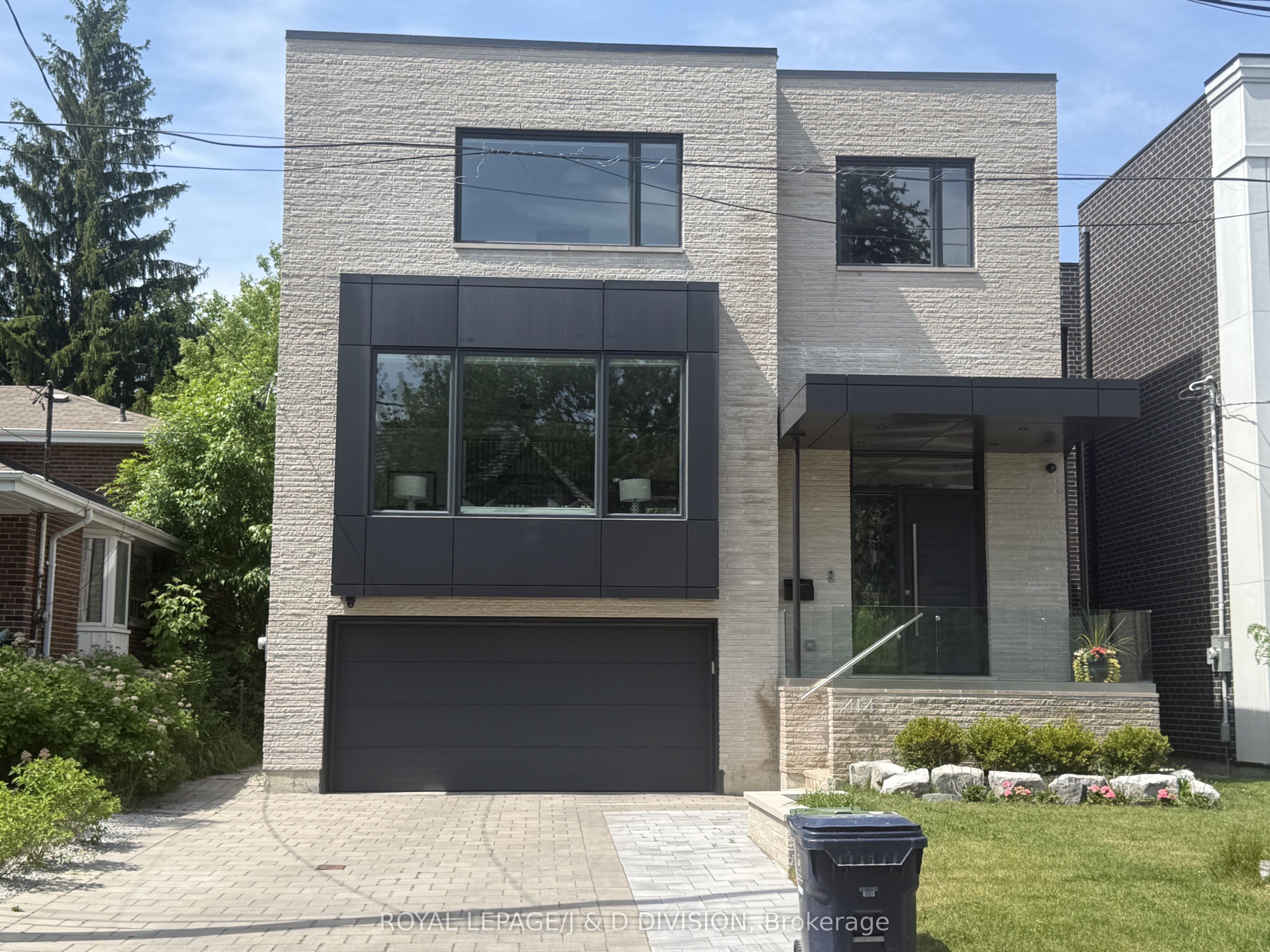 414 Glengarry Avenue, Toronto, ON M5M 1E8