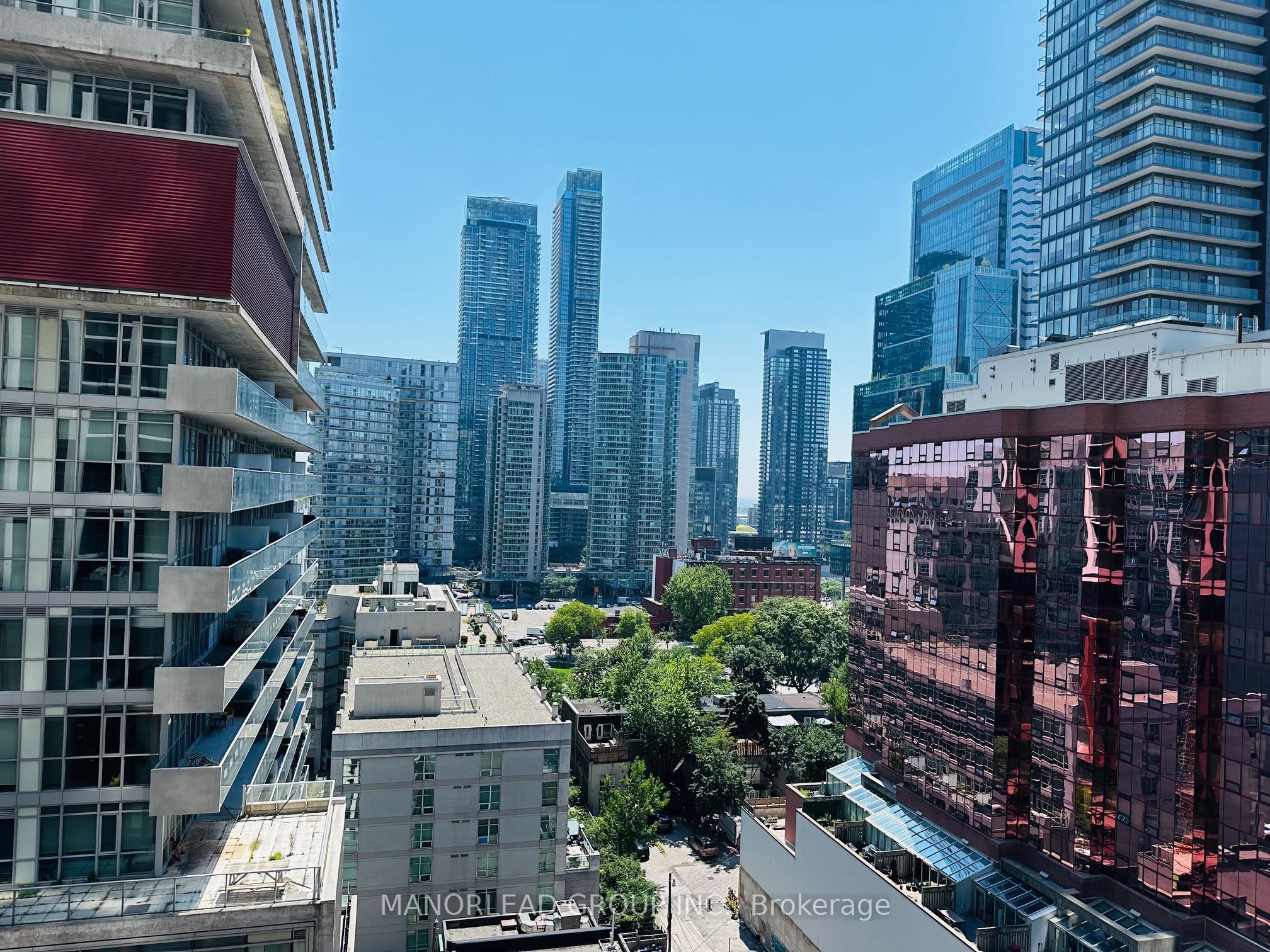 400 King Street W 1217, Toronto, ON M5V 1K2