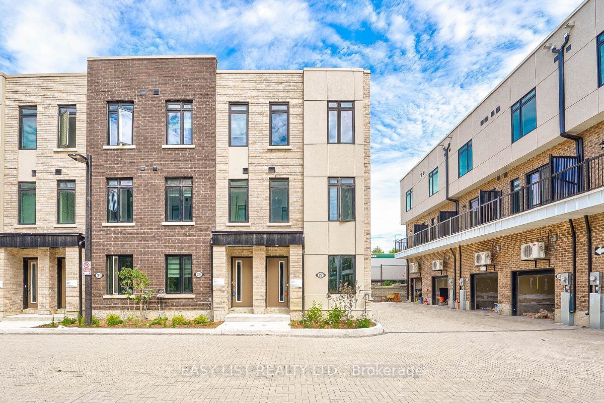 27 Spruce Pines Crescent, Toronto, ON M4A 0A9