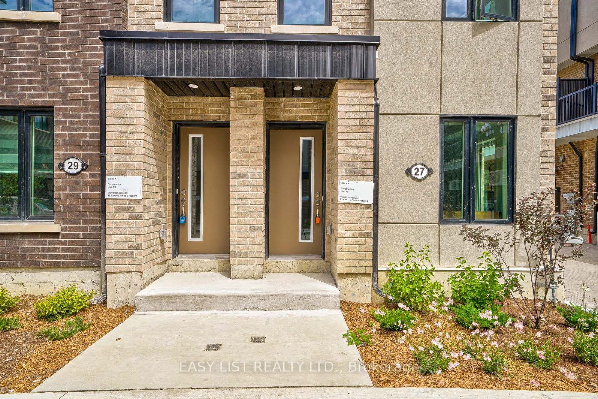 27 Spruce Pines Crescent, Toronto, ON M4A 0A9 photo 2