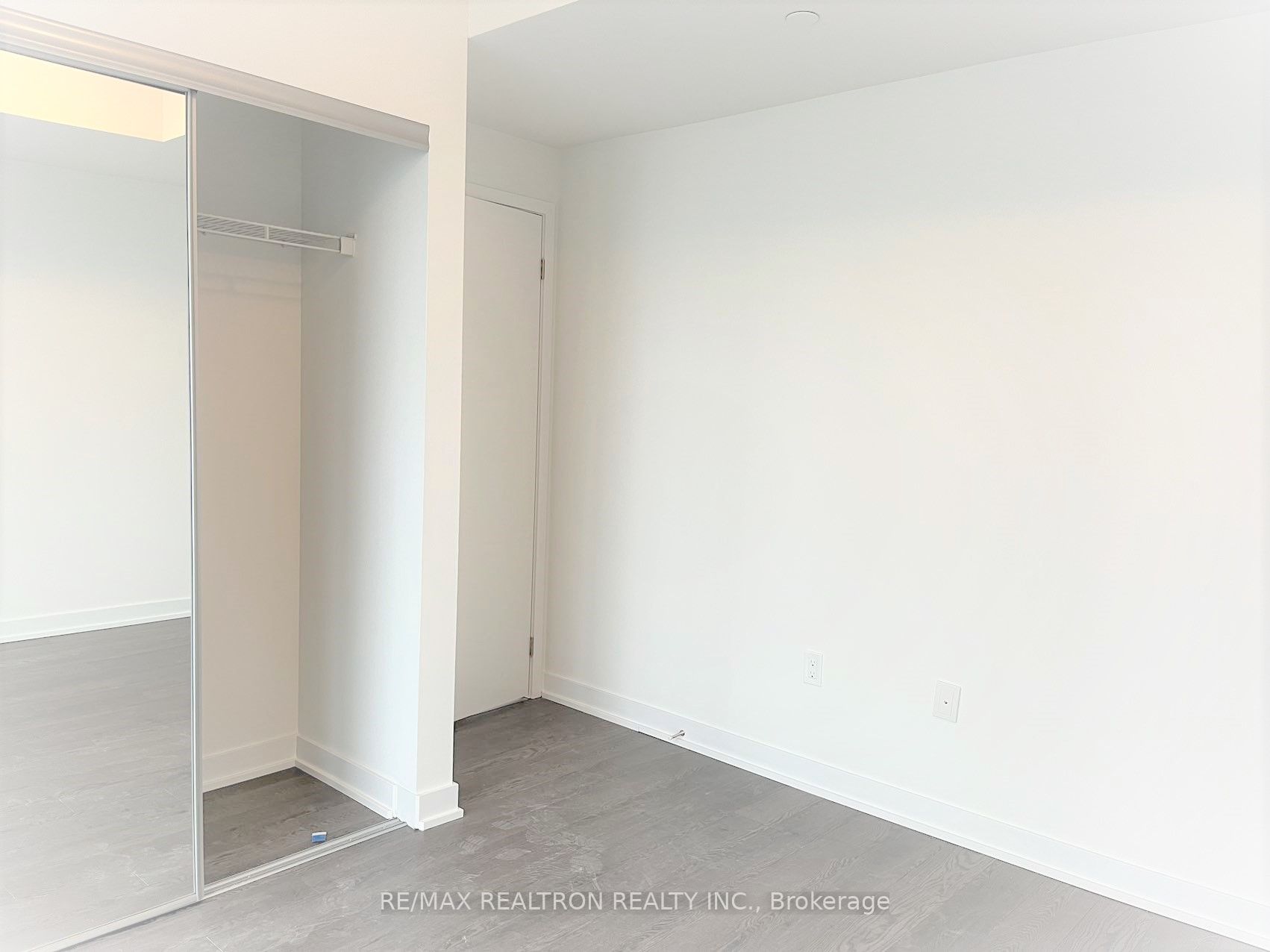 20 O'Neill Road #1019, Toronto, ON M3C 3M9 photo 5