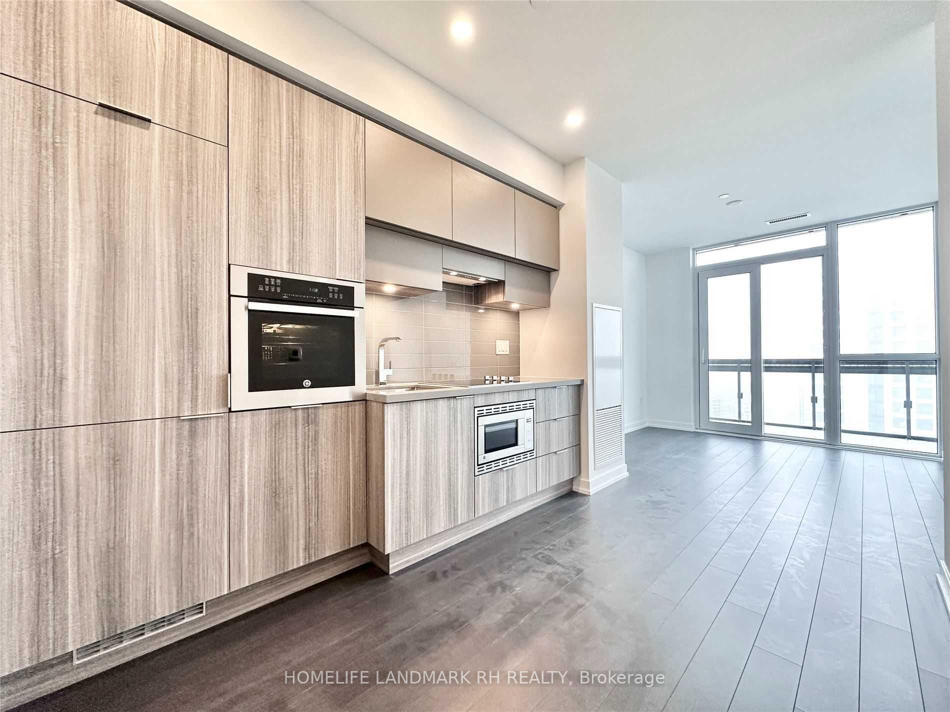 39 Roehampton Avenue 2301, Toronto, ON M4P 0G1 photo 3