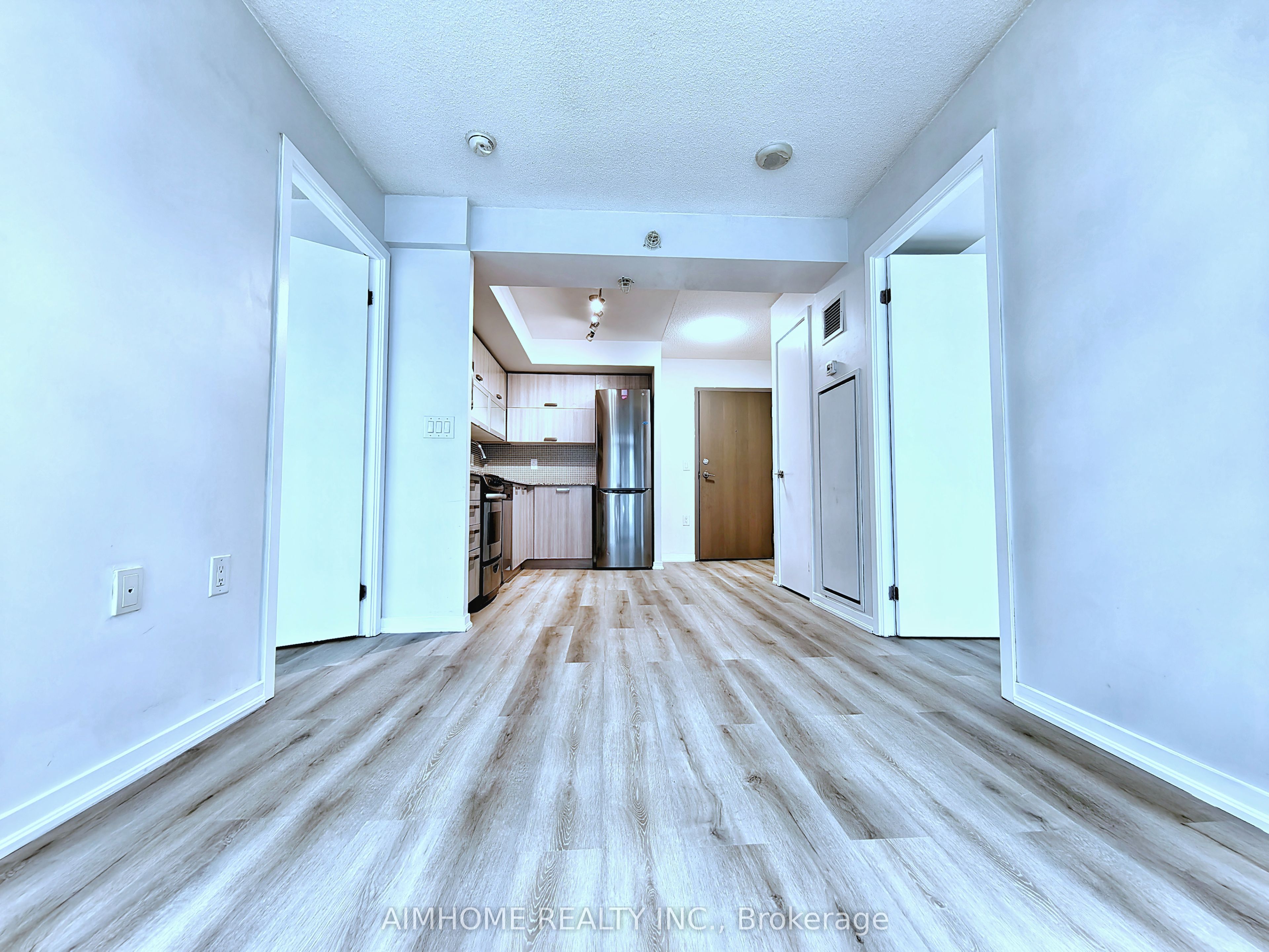 36 Lisgar Street 1803, Toronto, ON M6J 0C7 photo 2
