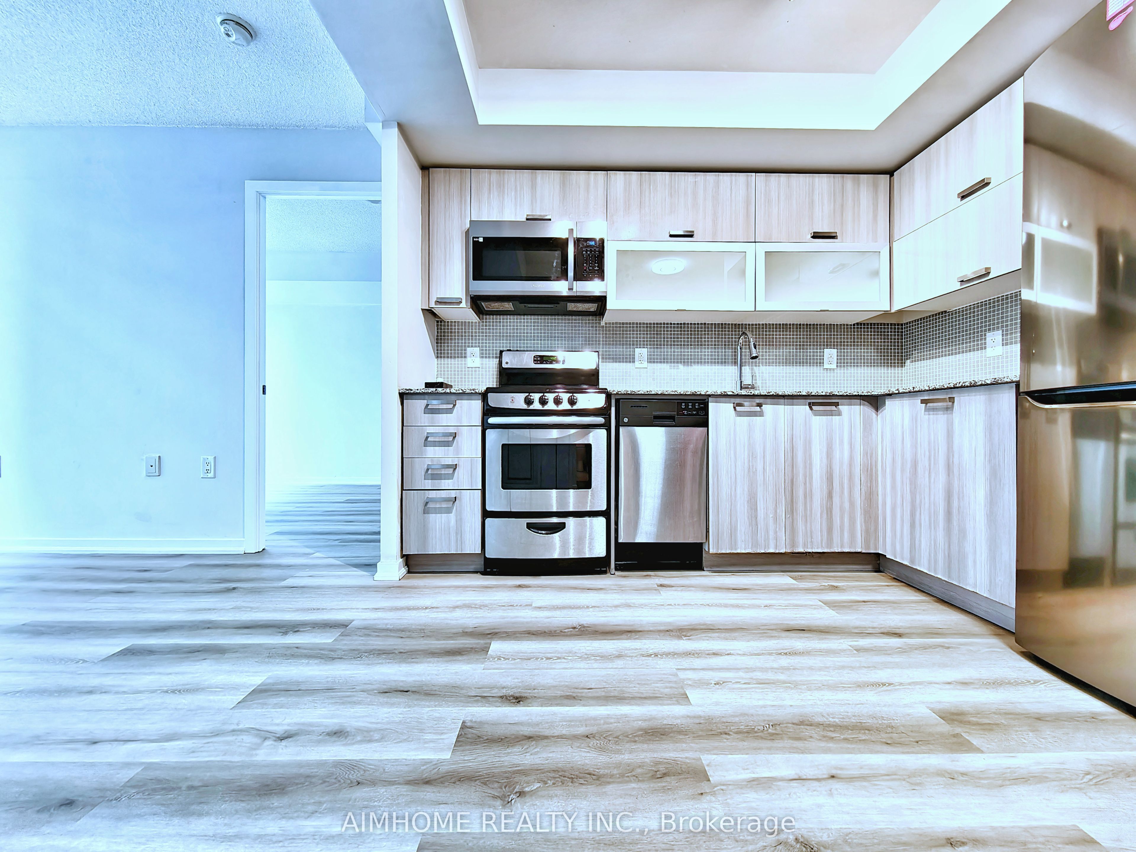36 Lisgar Street 1803, Toronto, ON M6J 0C7 photo 3