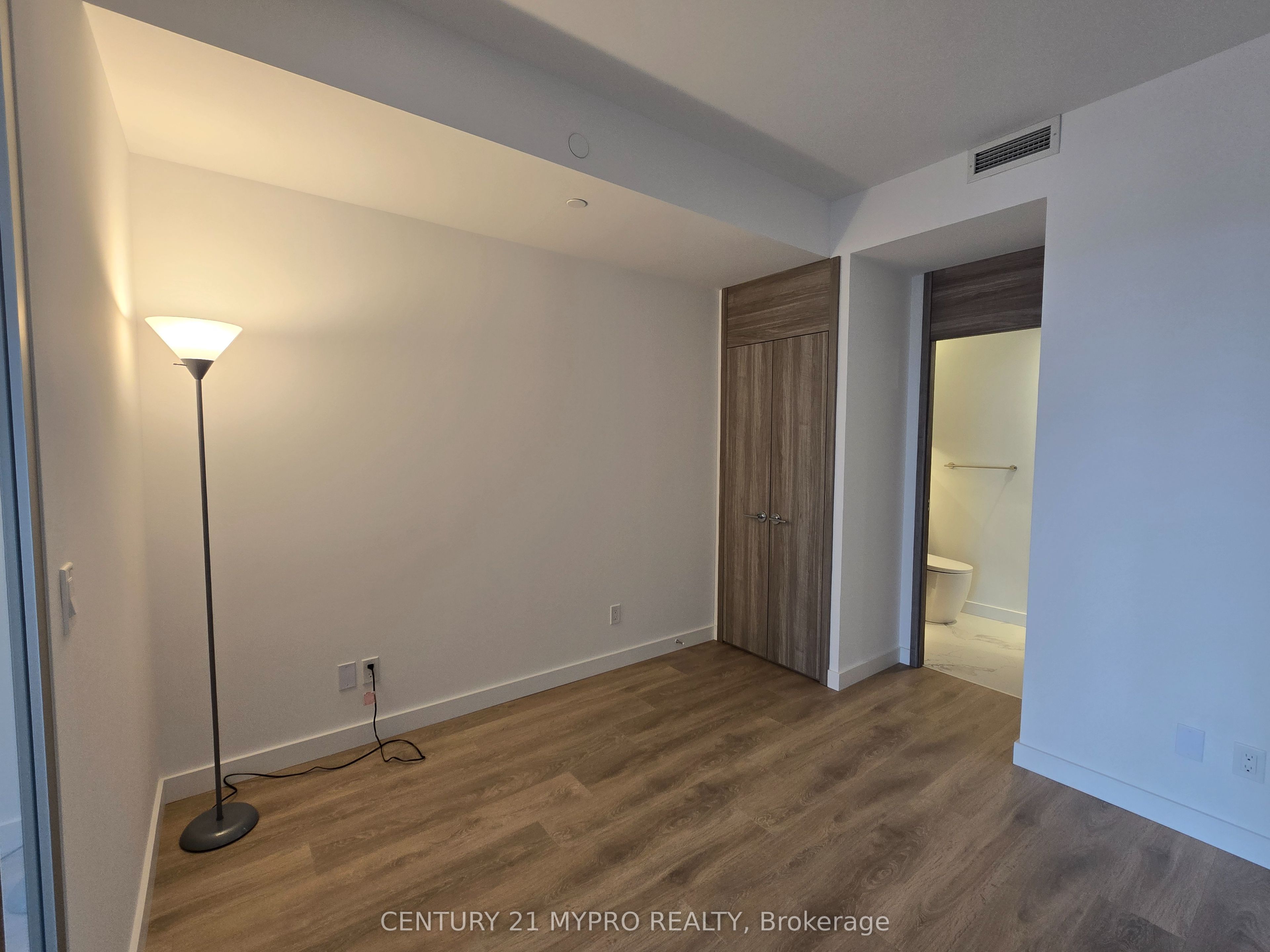 68 Esther Shiner Boulevard 741, Toronto, ON M2K 0J6 photo 4
