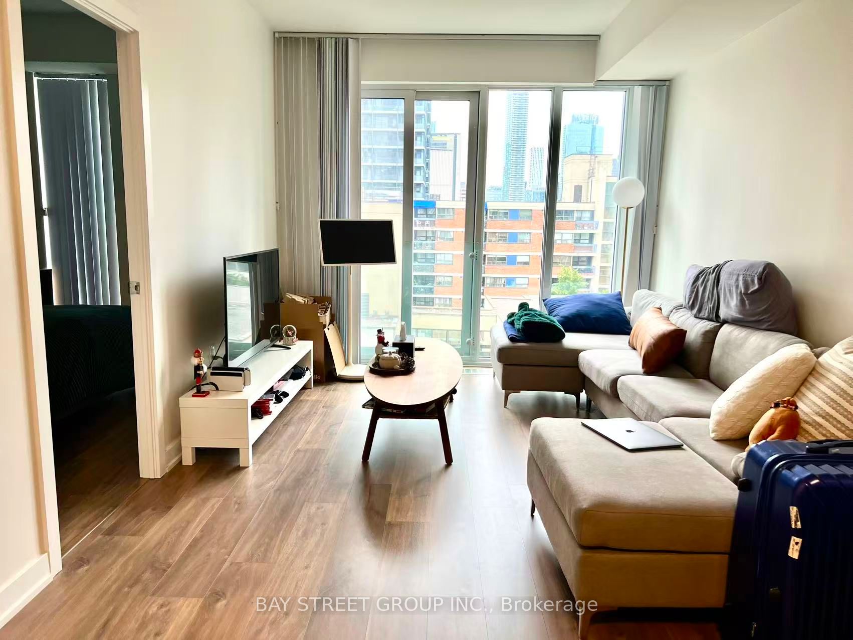 50 McCaul Street 906, Toronto, ON M5T 0B6 photo 4