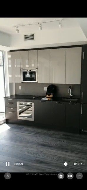 403 Church Street 1109, Toronto, ON M4Y 2C2 photo 2