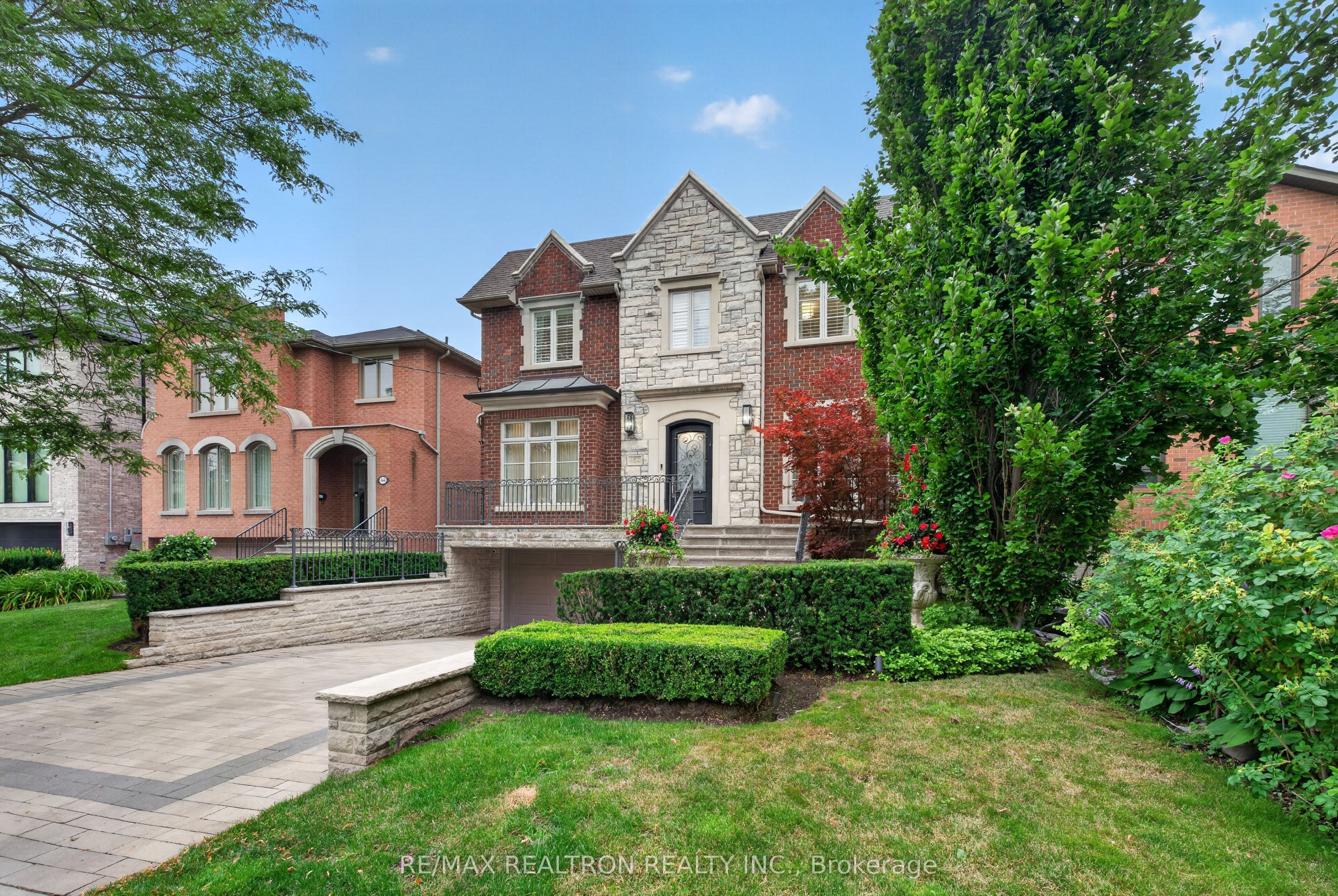 462 Fairlawn Avenue, Toronto, ON M5M 1V1 photo 2