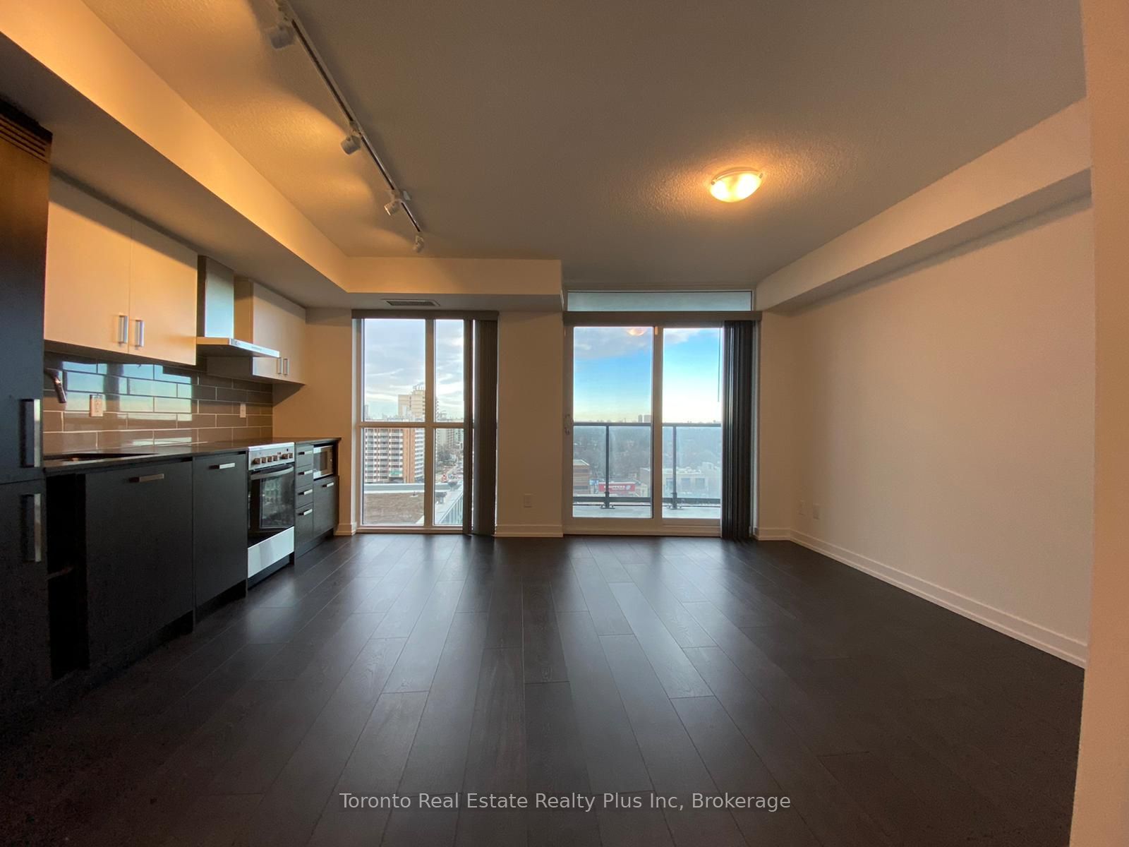 125 Redpath Avenue 1111, Toronto, ON M4S 0B5 photo 2